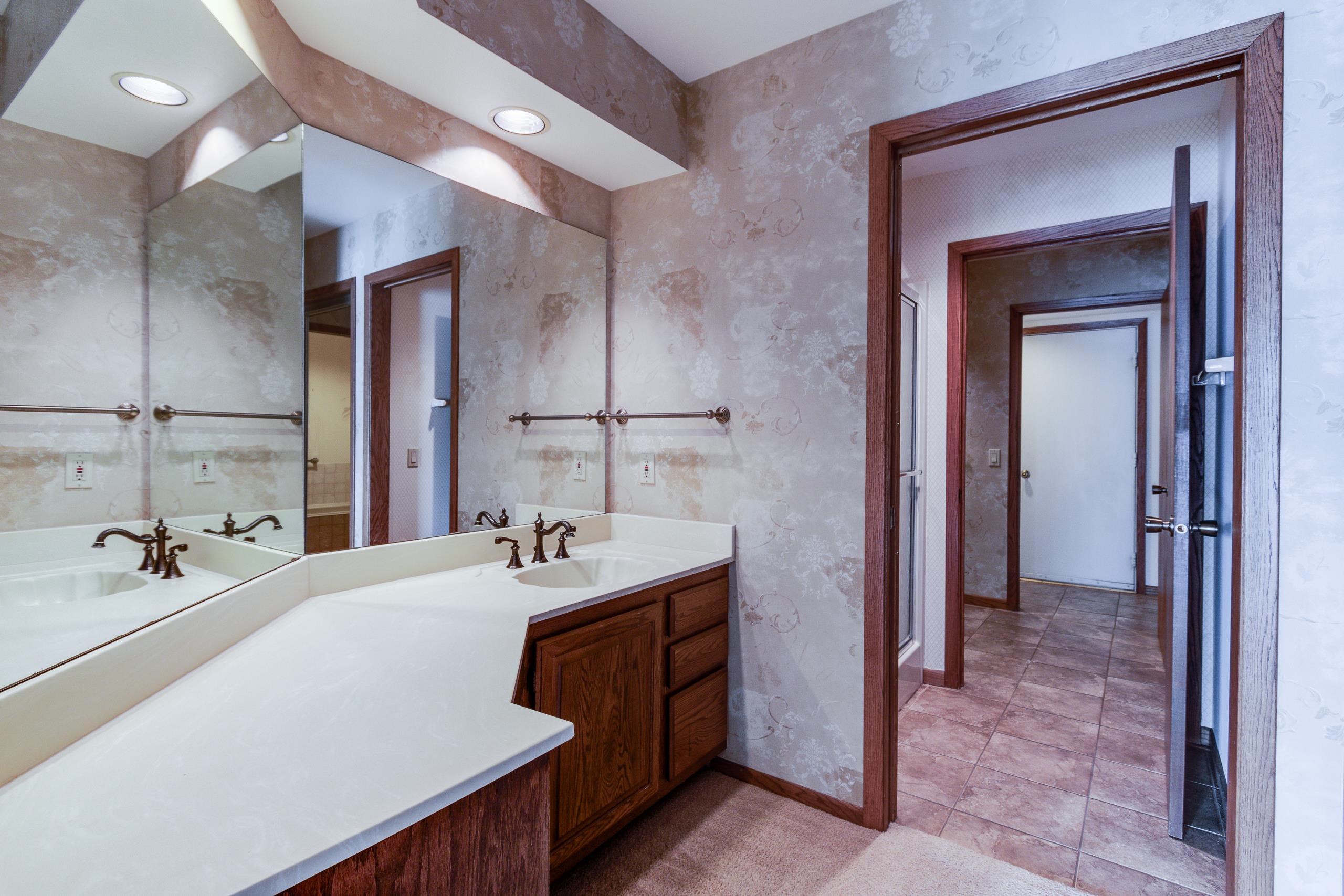 5255 Anna Lane