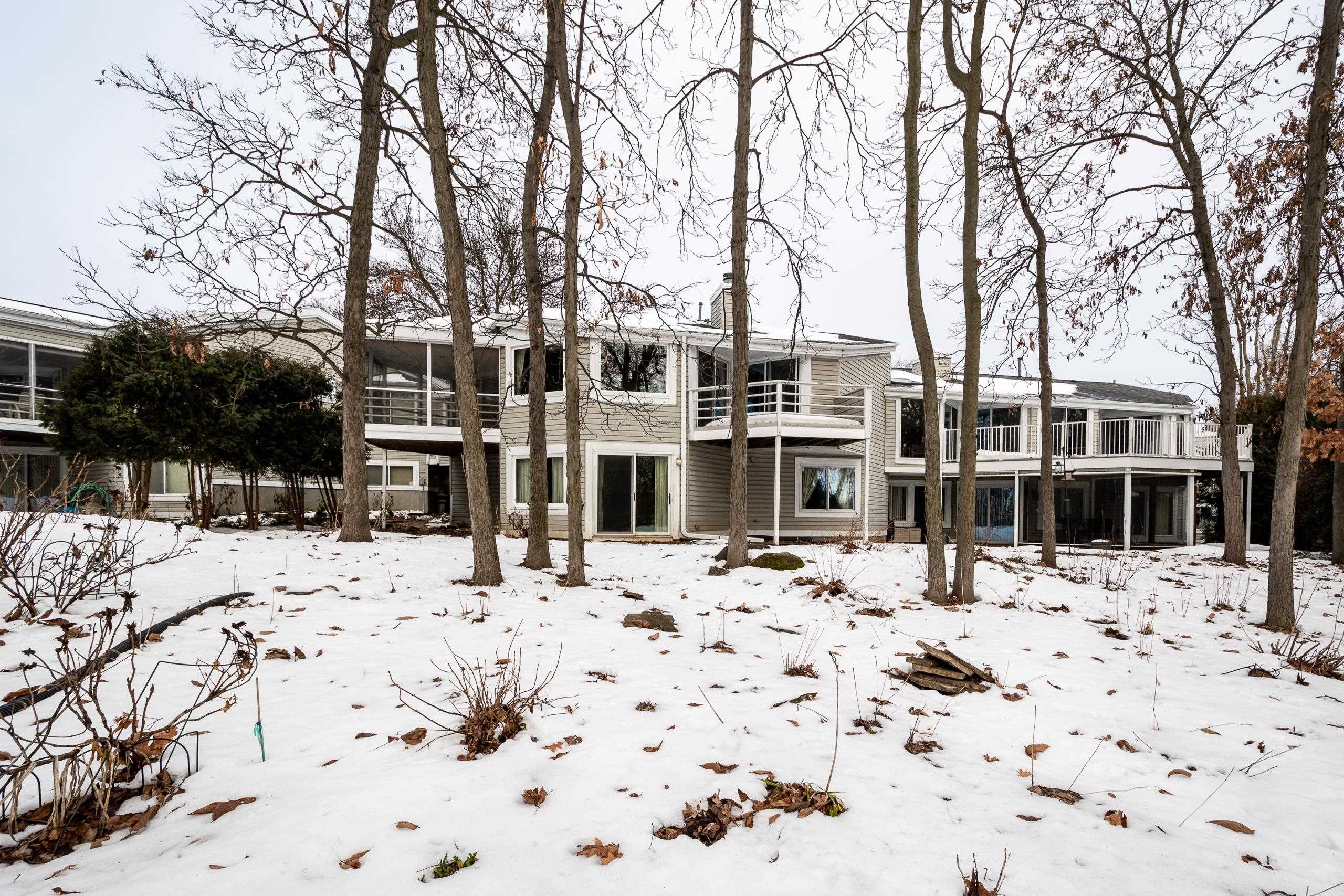 5255 Anna Lane