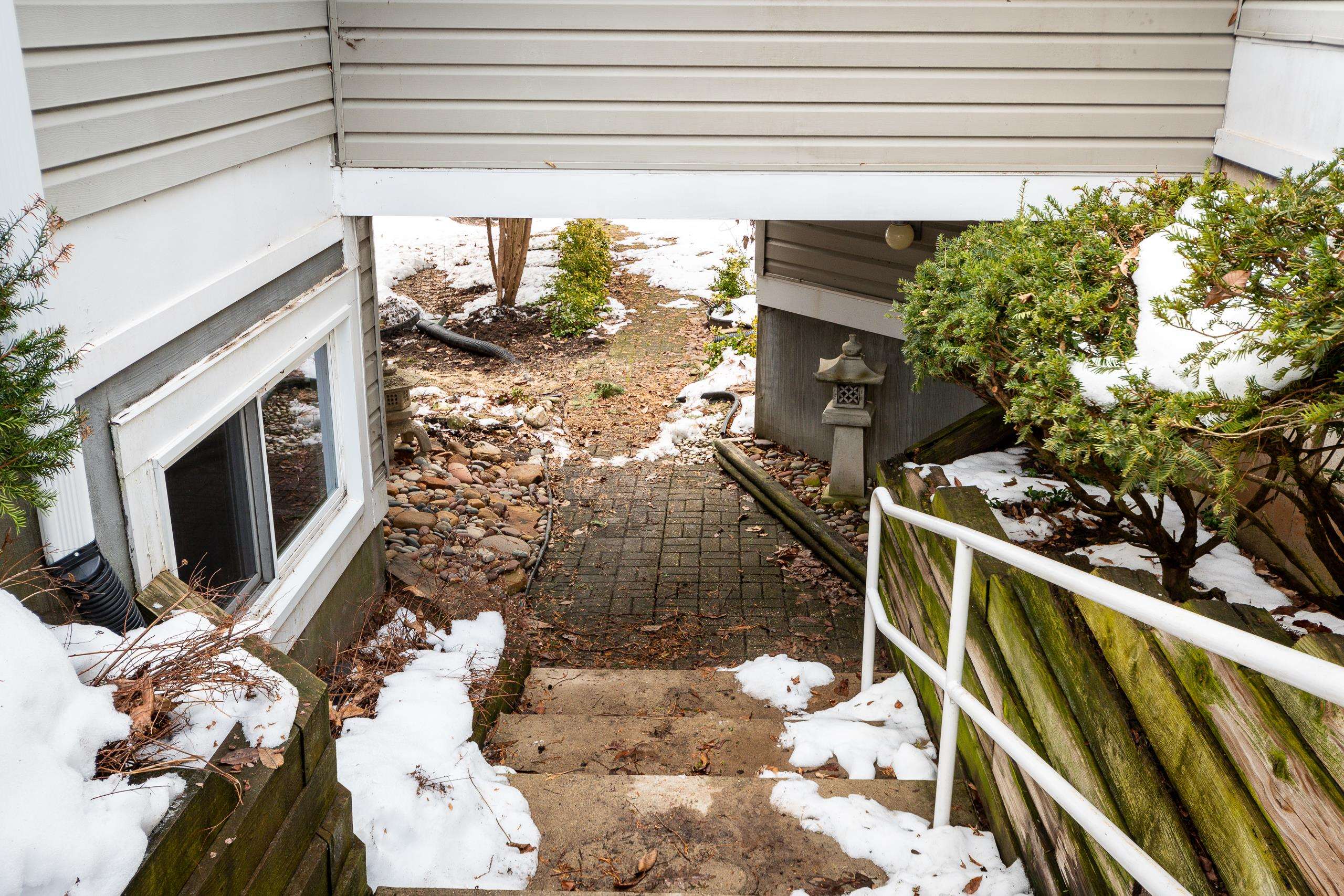 5255 Anna Lane
