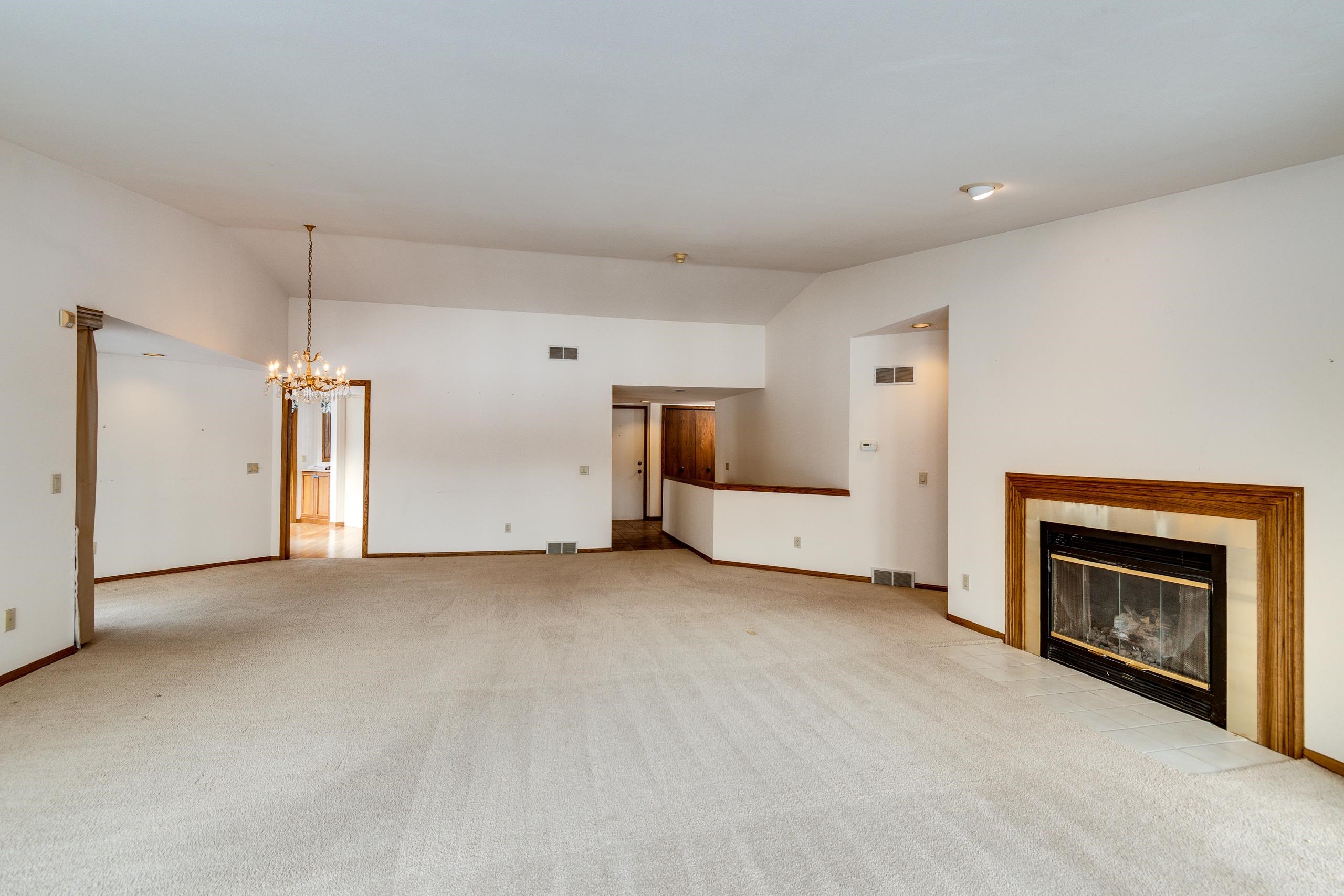 5255 Anna Lane