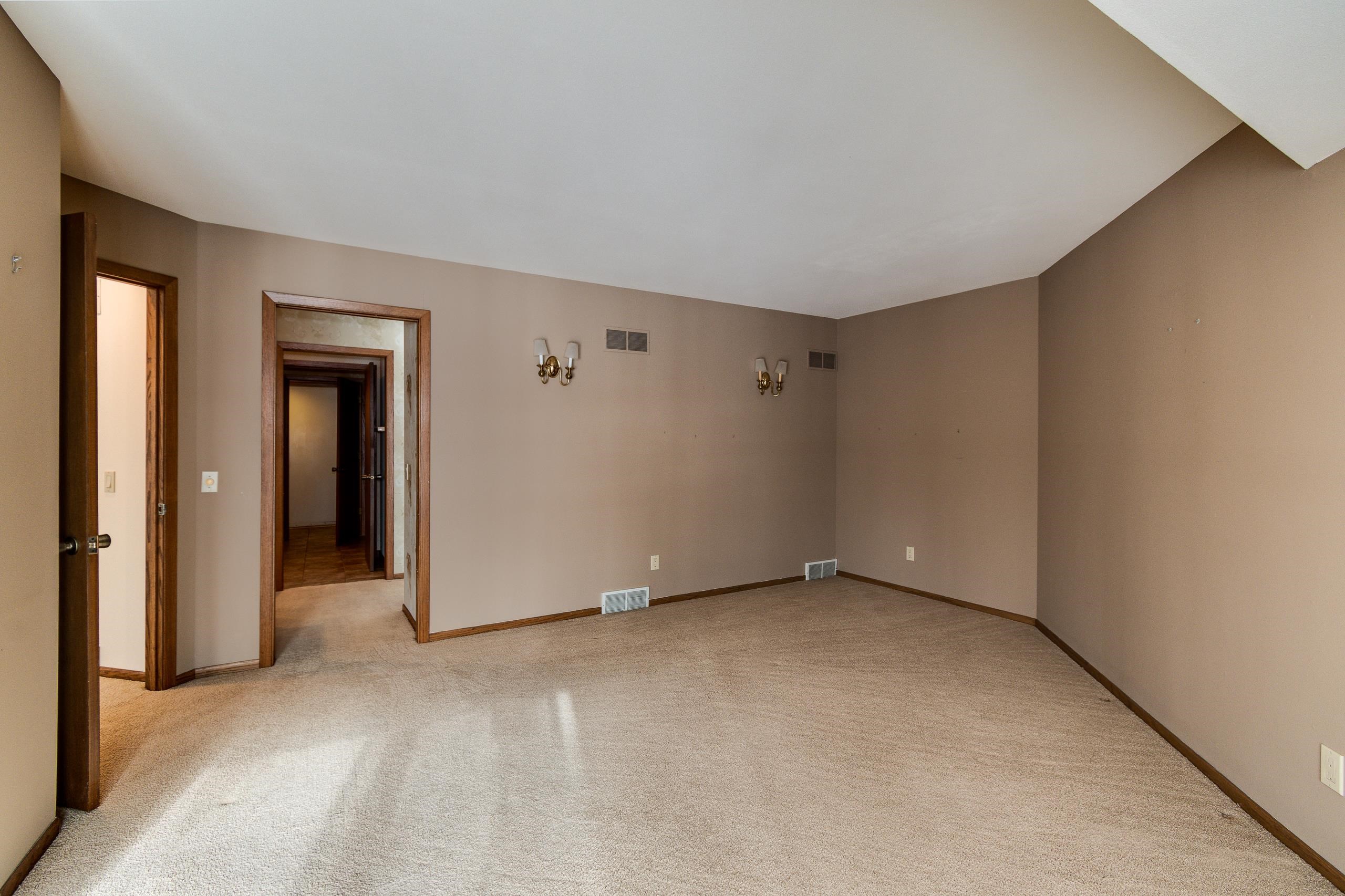 5255 Anna Lane