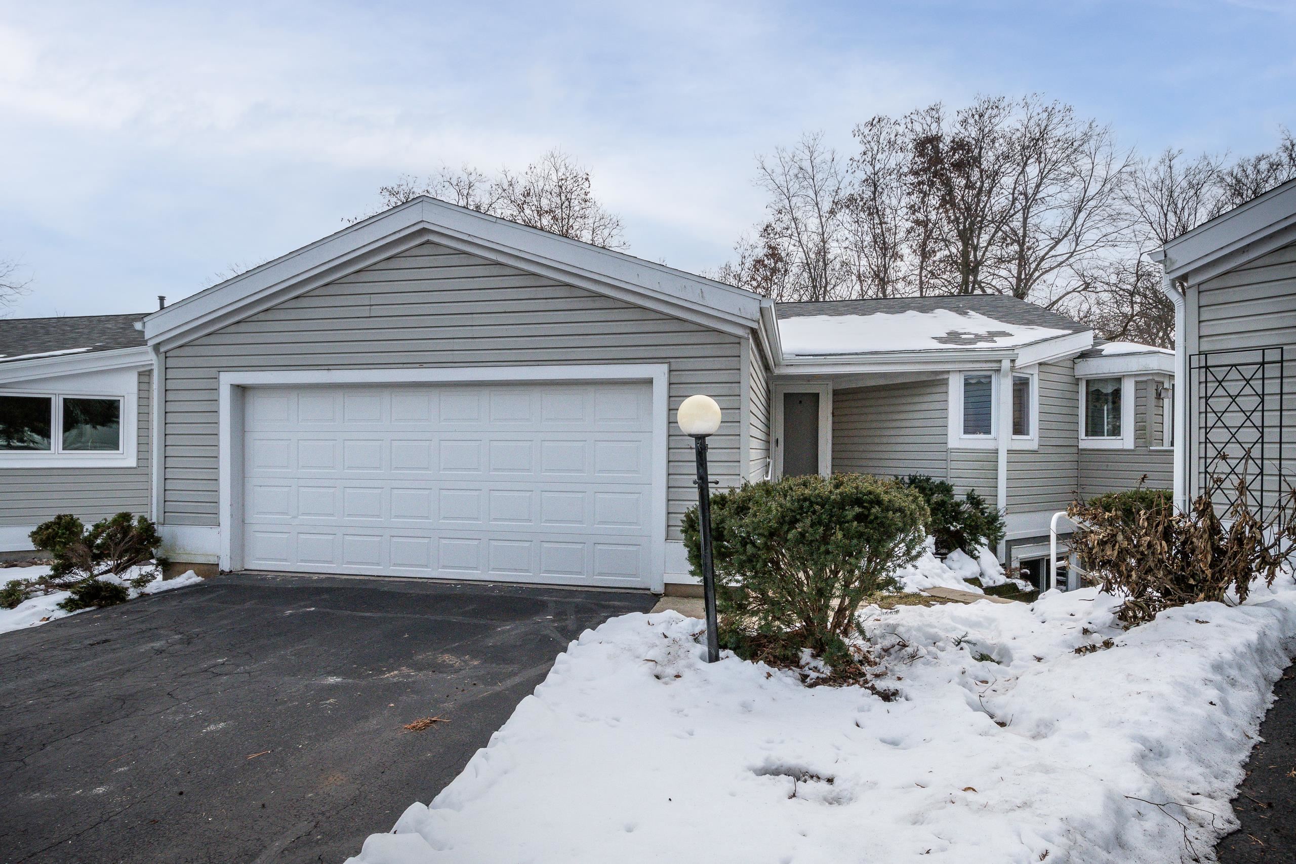5255 Anna Lane