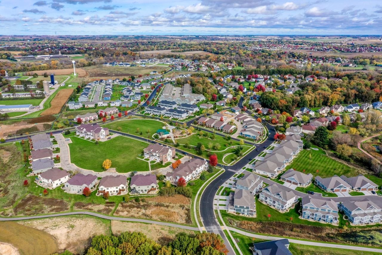 L212 Autumn Blaze Trail