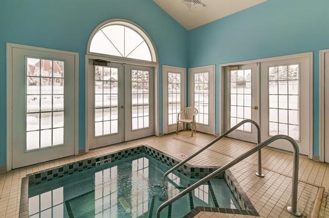 926 Harbor House Drive 2