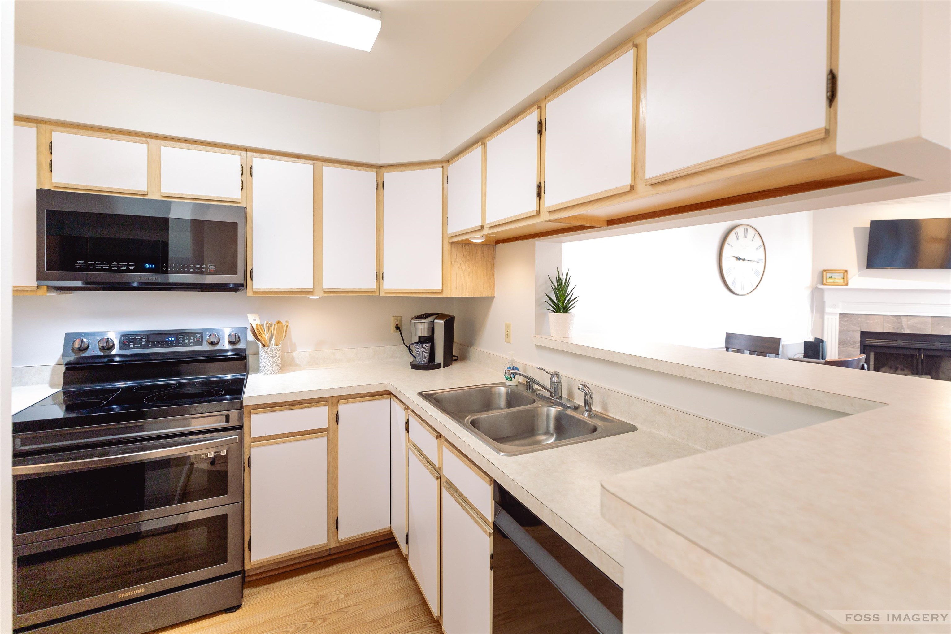 926 Harbor House Drive 2