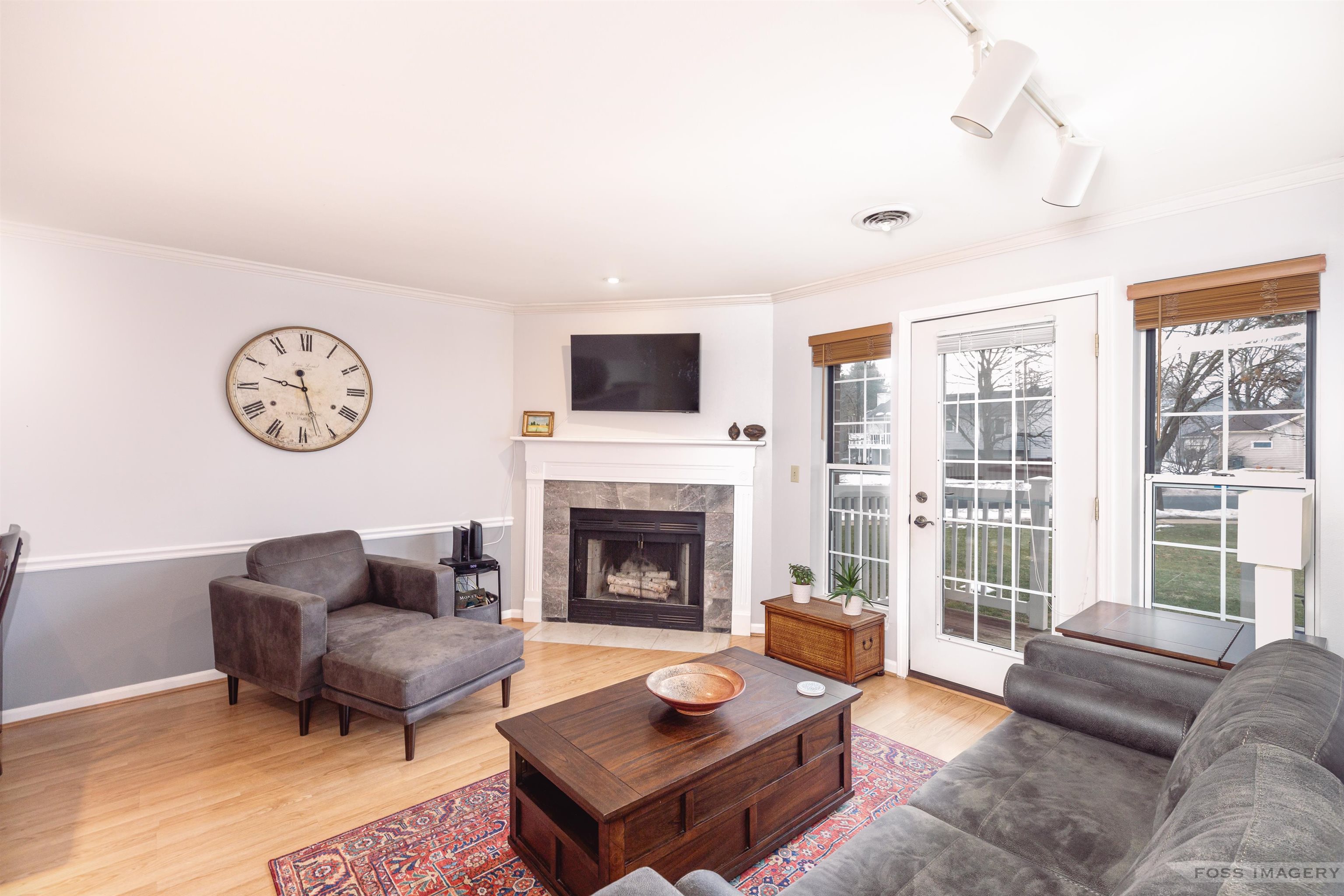 926 Harbor House Drive 2