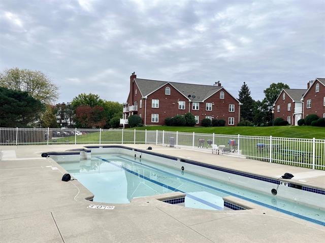 926 Harbor House Drive 2