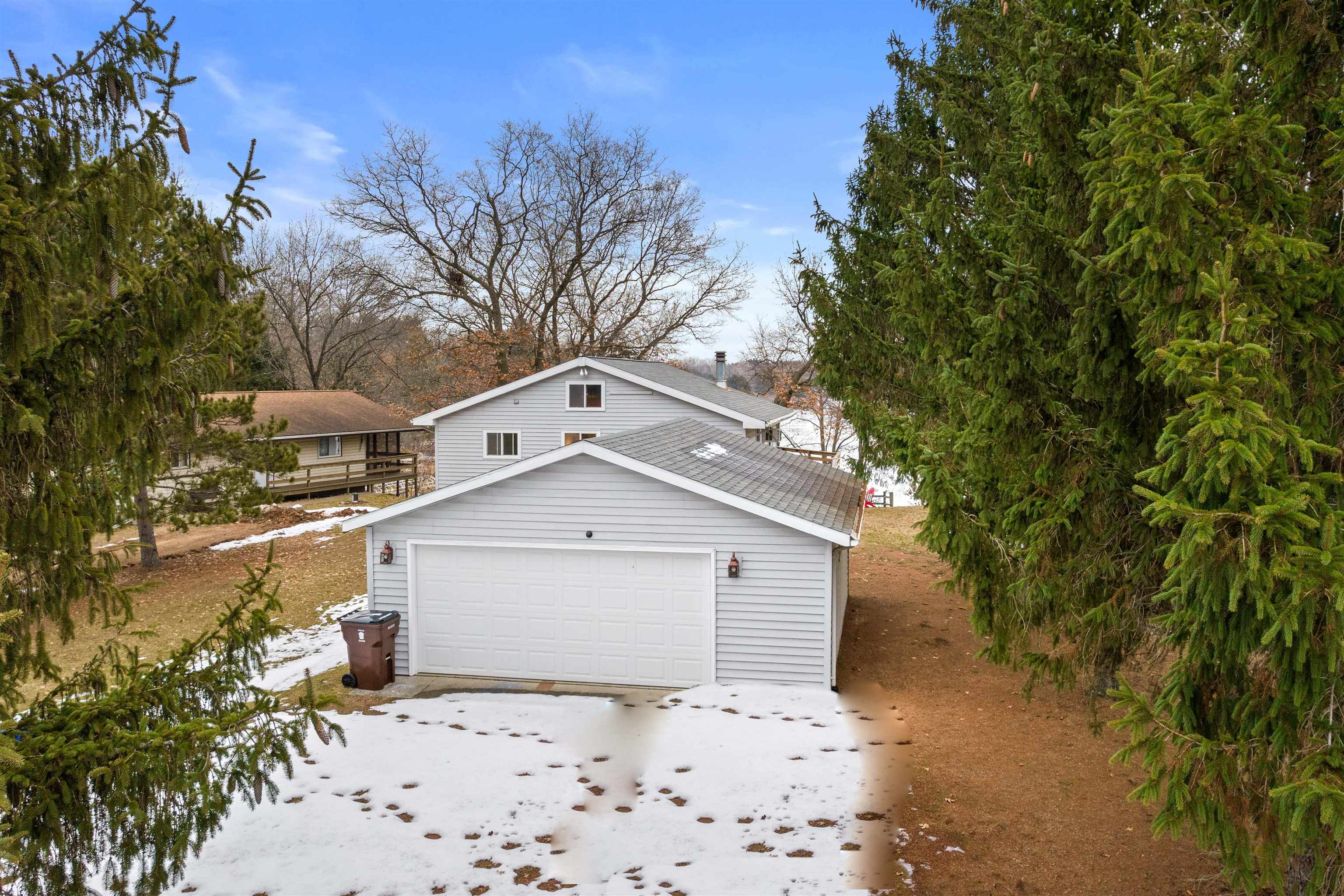 1035 S Archers Way