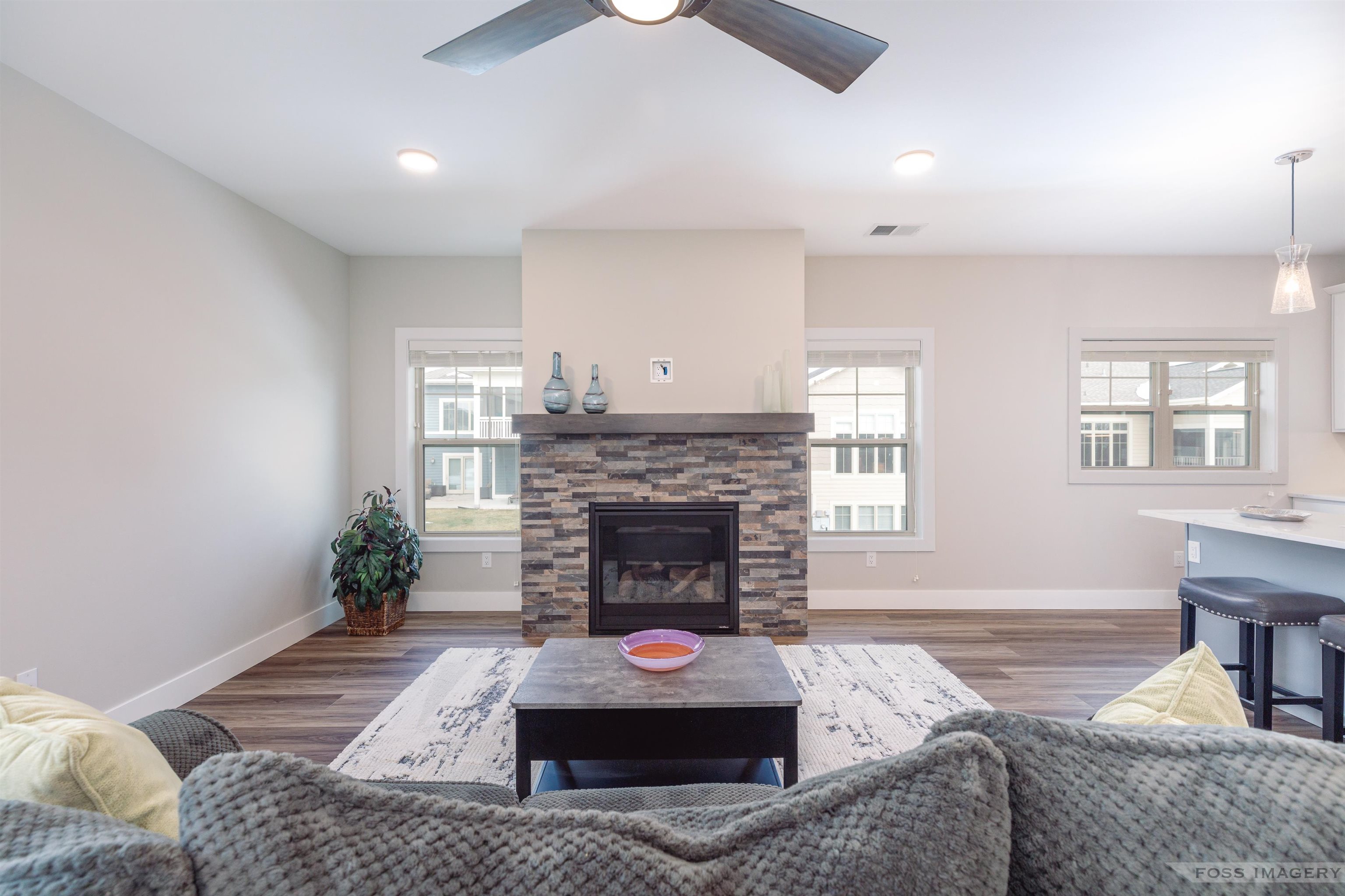 1804 Maplecrest Drive 202