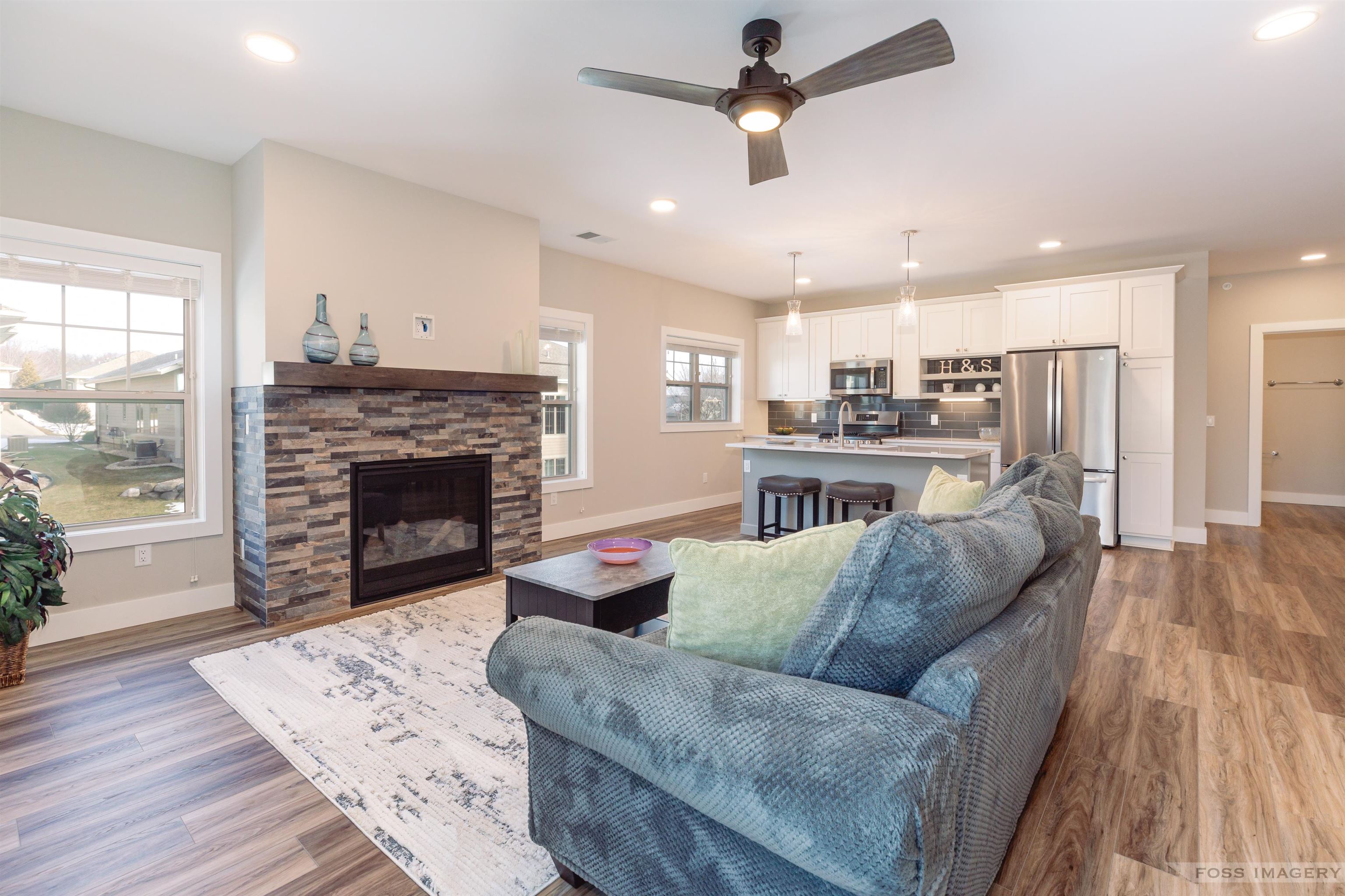 1804 Maplecrest Drive 202