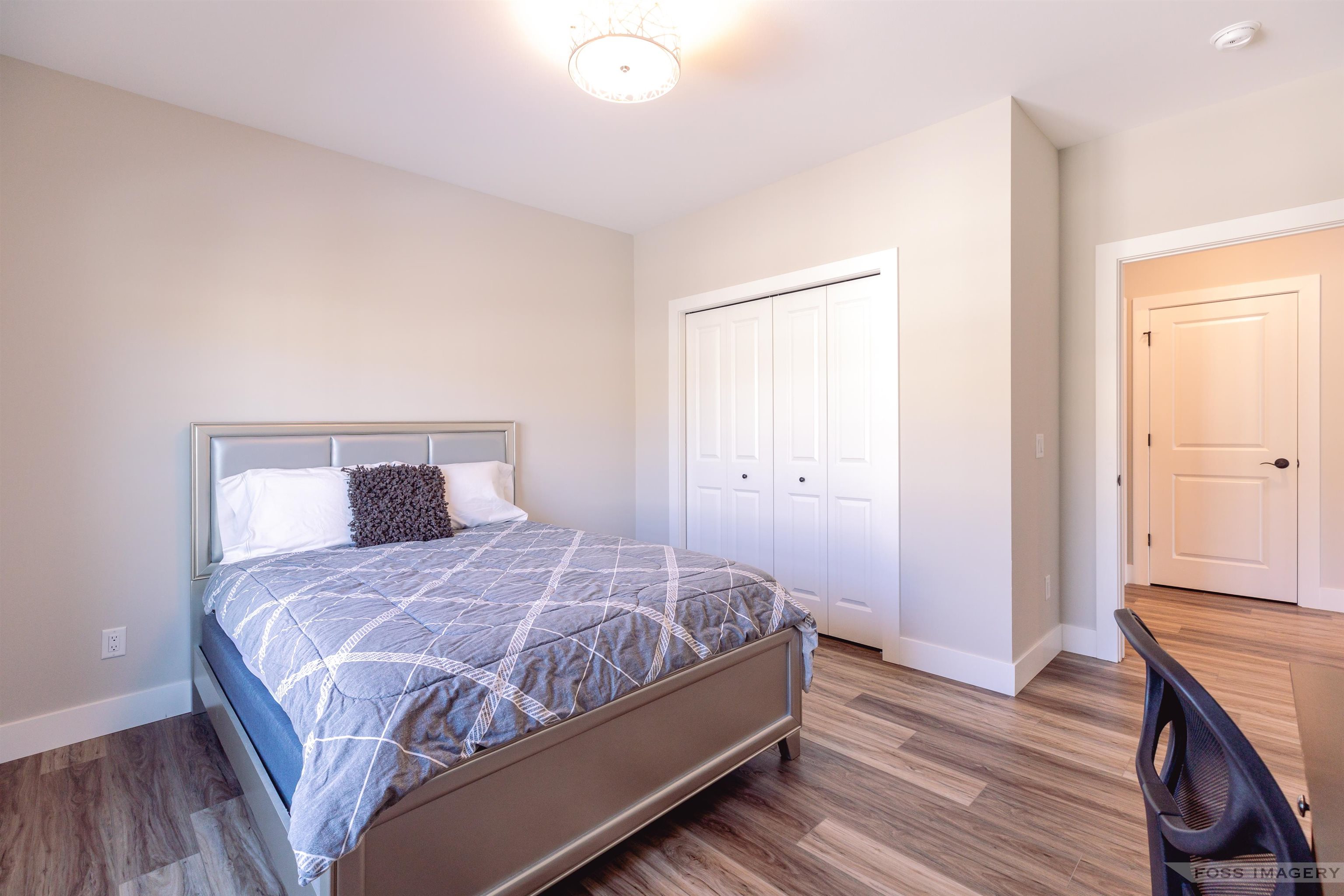 1804 Maplecrest Drive 202