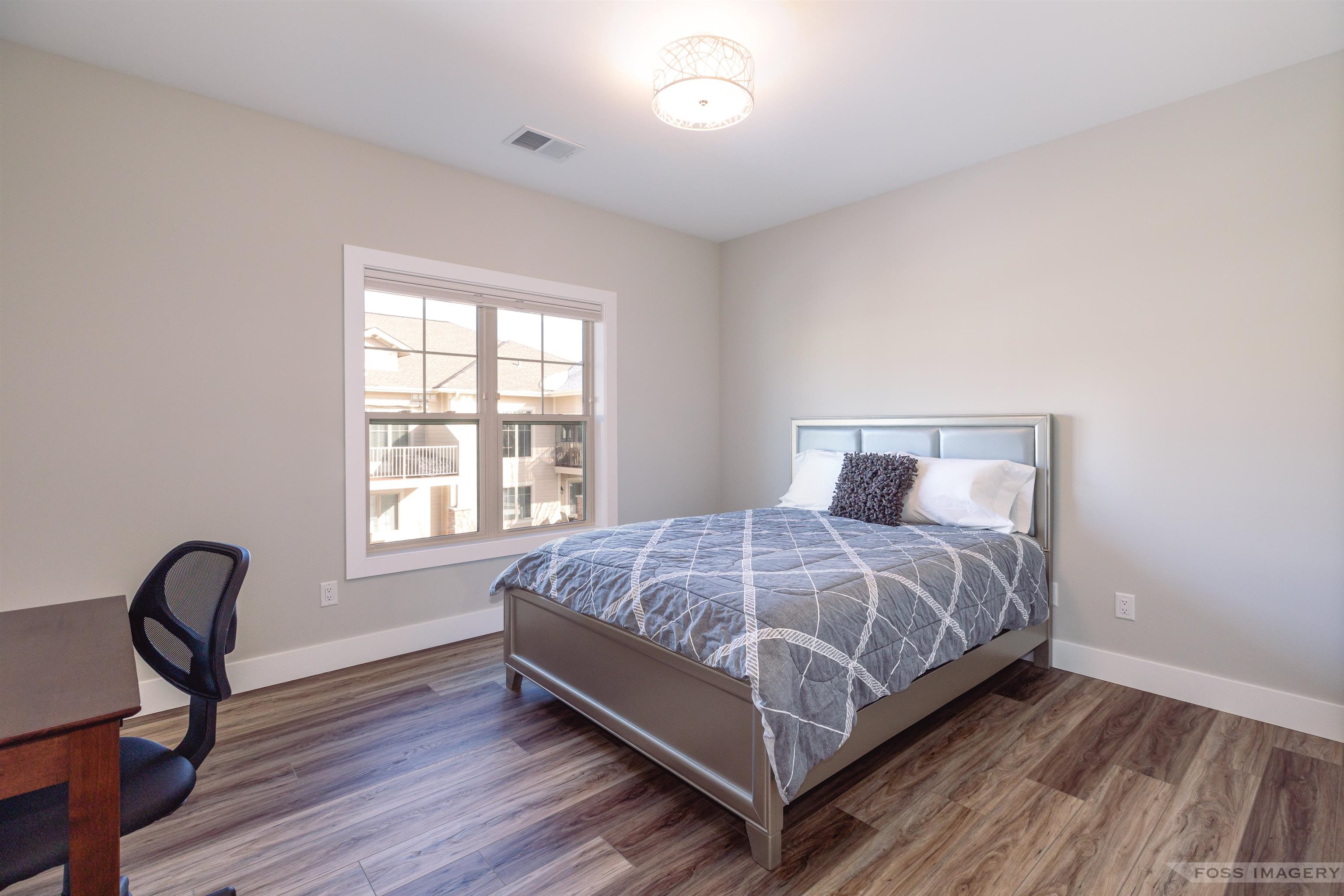 1804 Maplecrest Drive 202