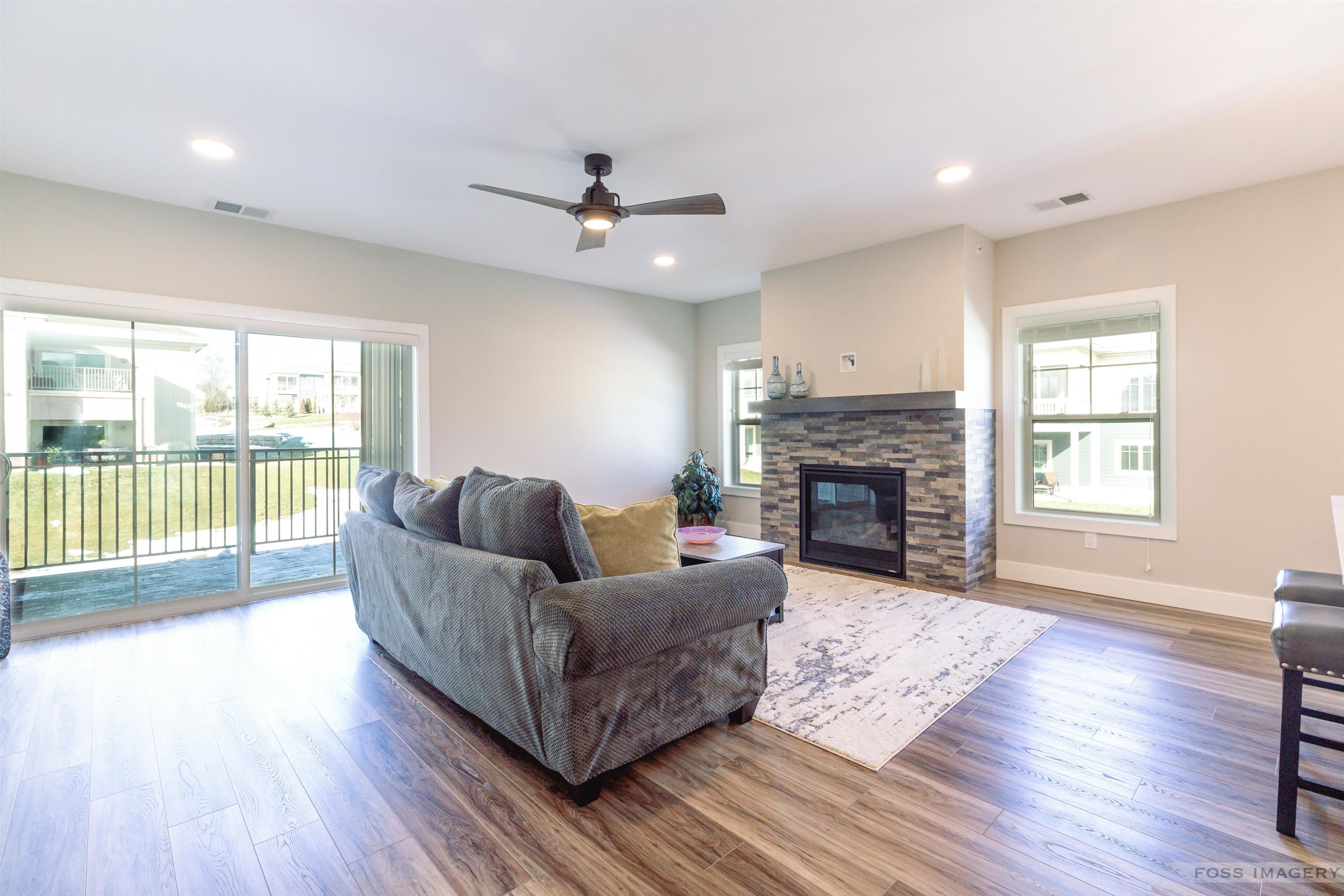 1804 Maplecrest Drive 202