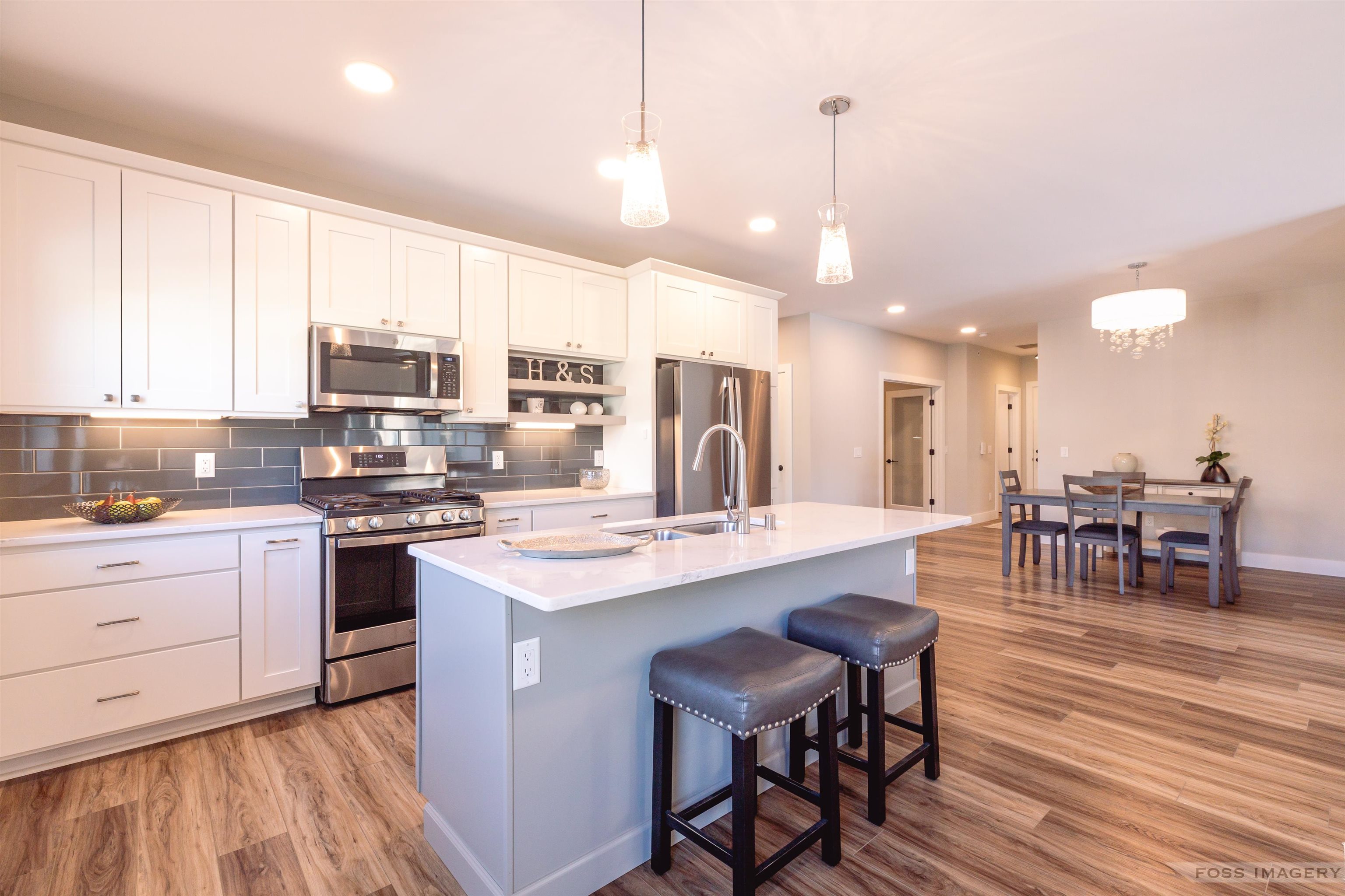 1804 Maplecrest Drive 202