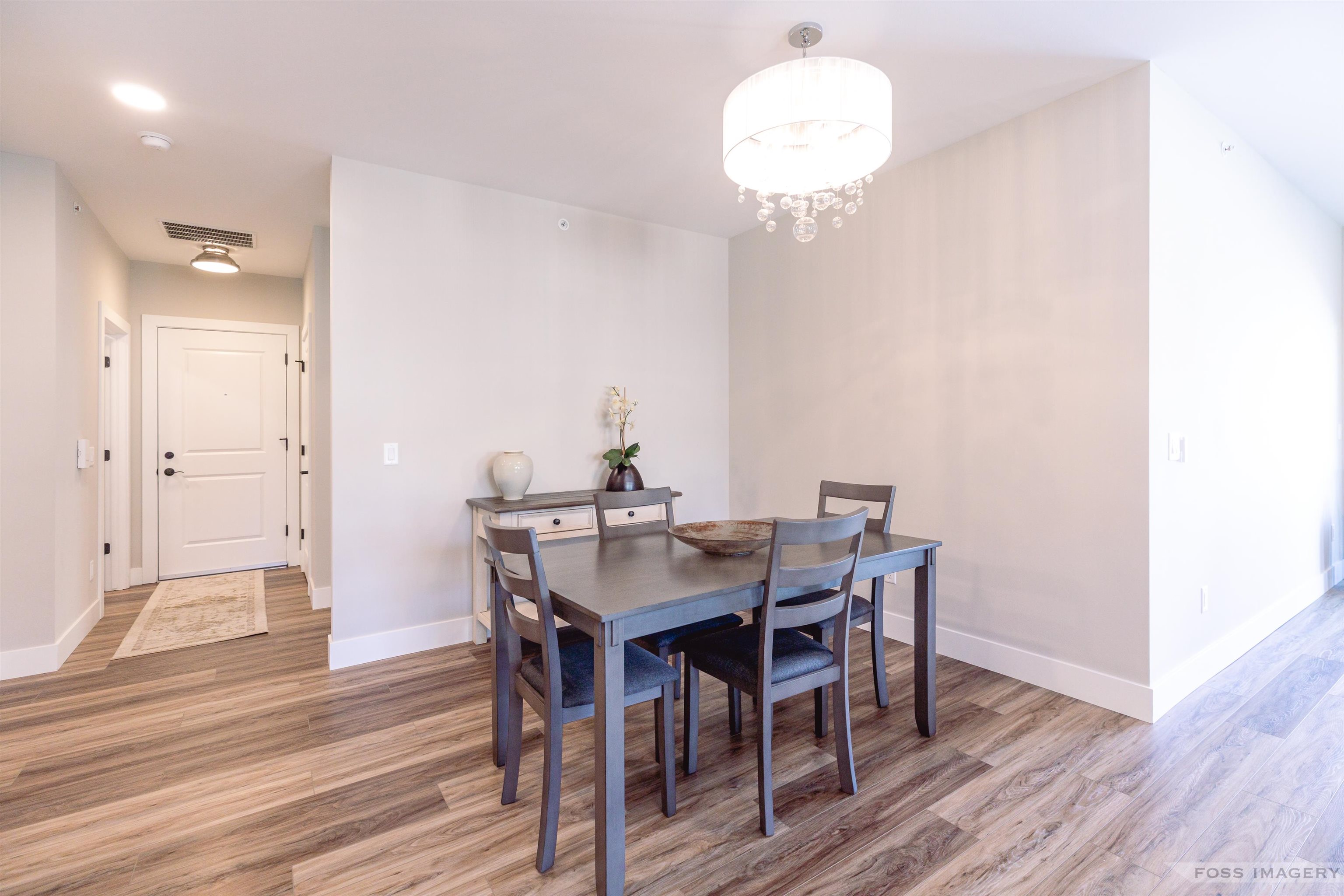 1804 Maplecrest Drive 202