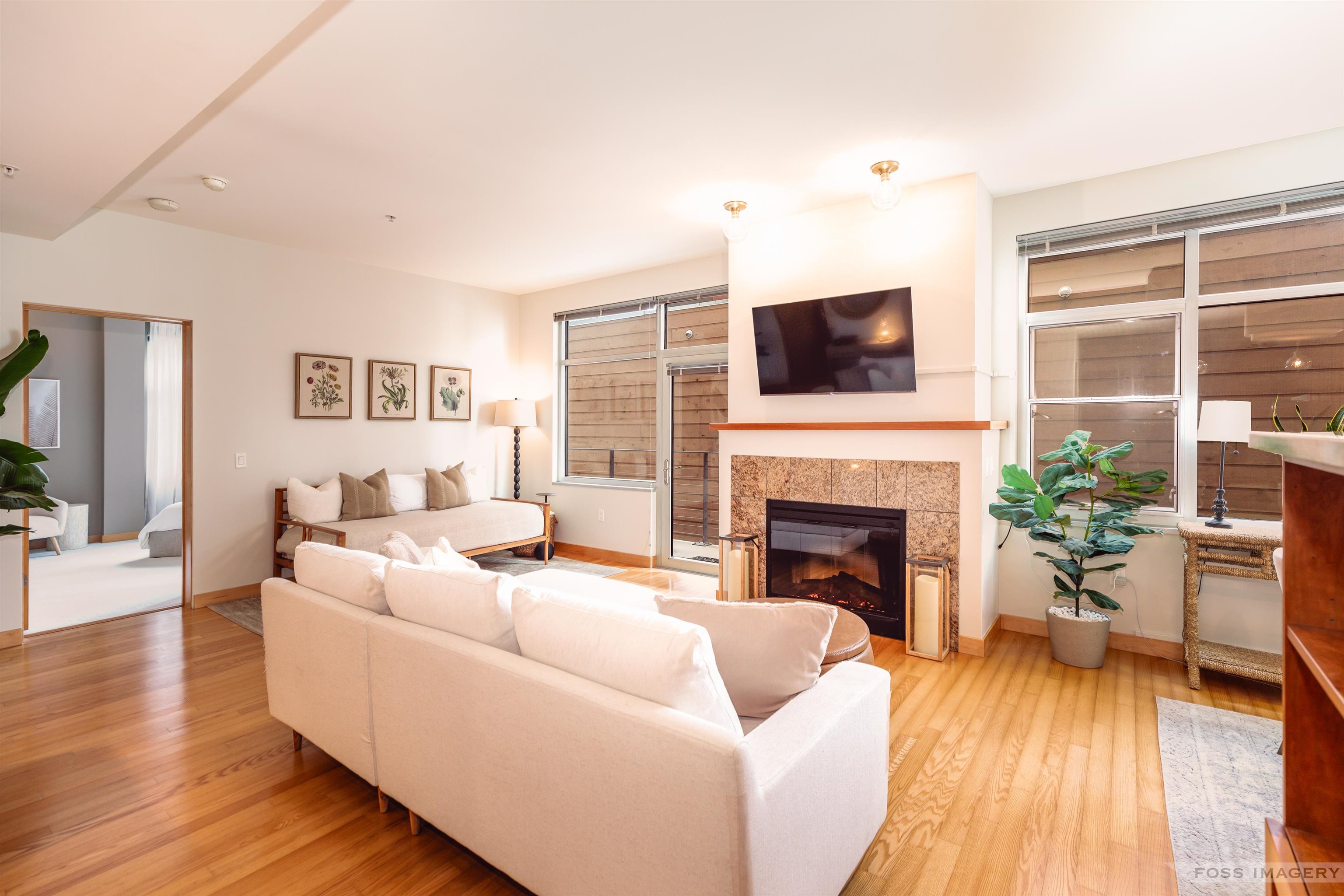 309 W Washington Avenue 314