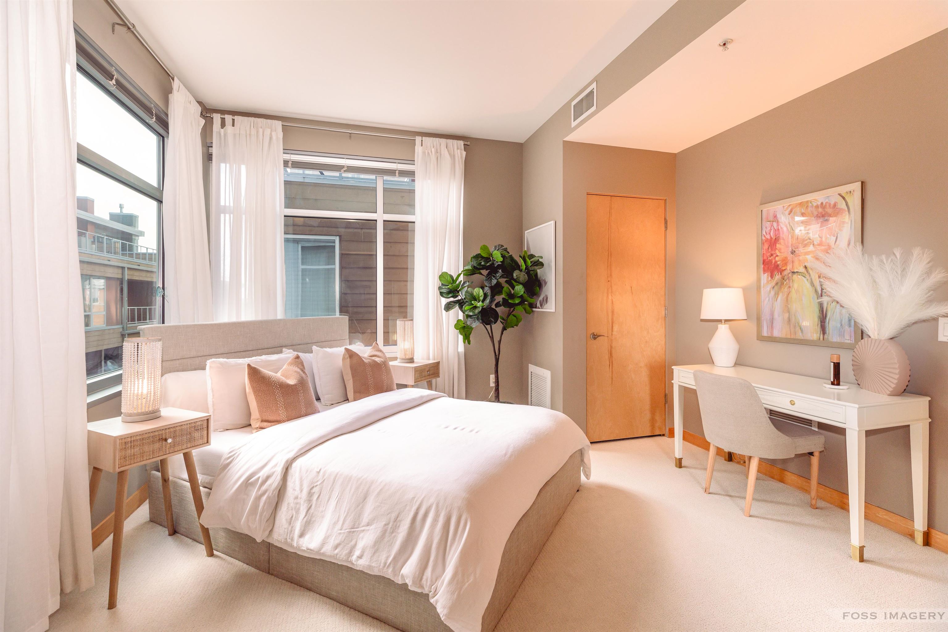 309 W Washington Avenue 314