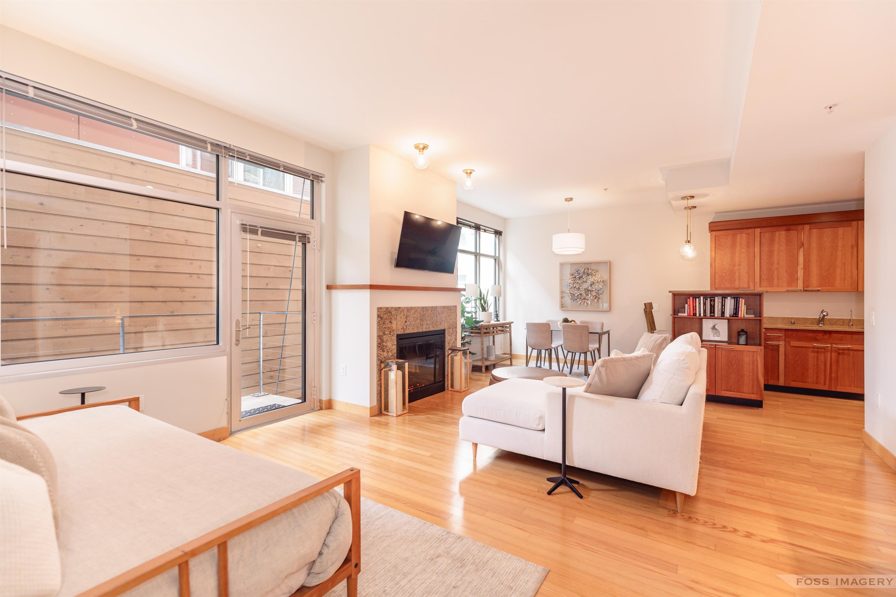 309 W Washington Avenue 314