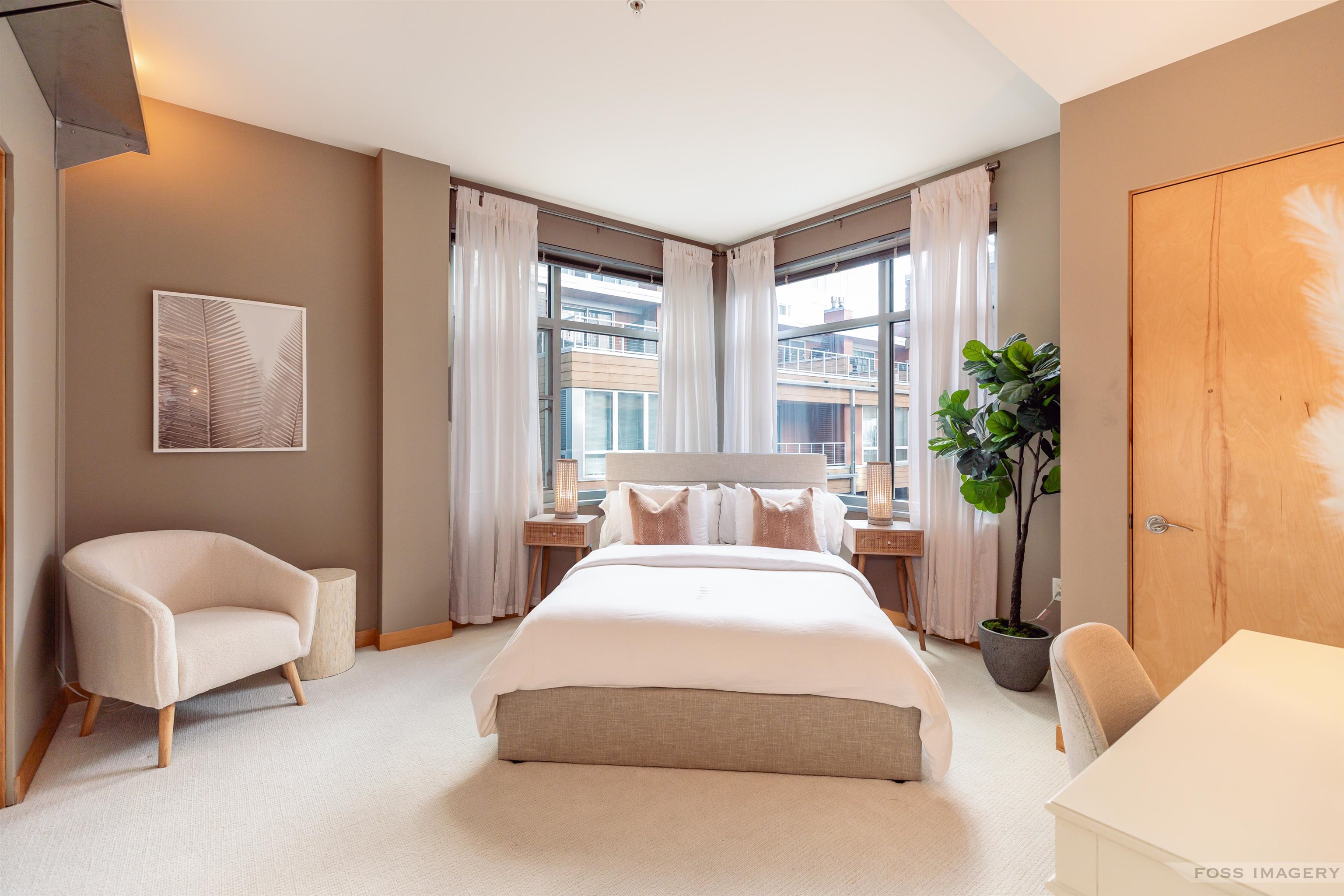 309 W Washington Avenue 314