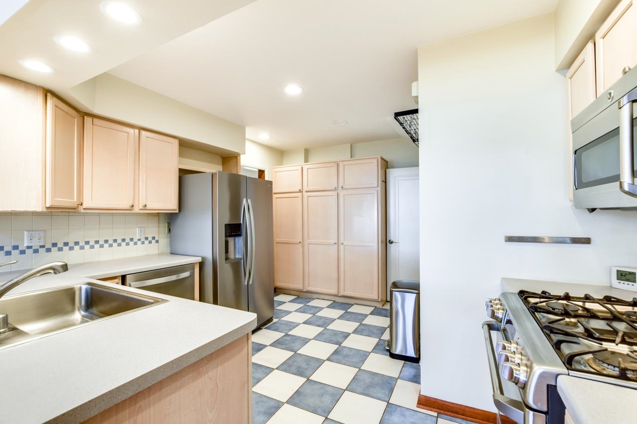 4138 Cherokee Drive