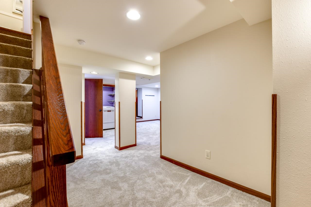 4138 Cherokee Drive