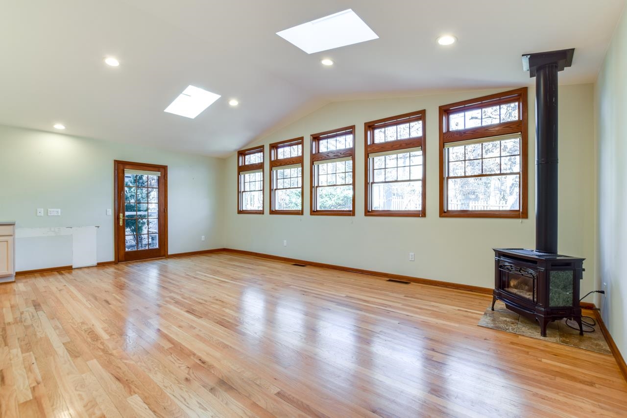 4138 Cherokee Drive