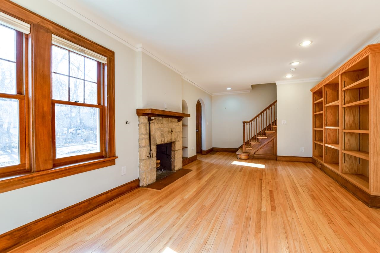 4138 Cherokee Drive