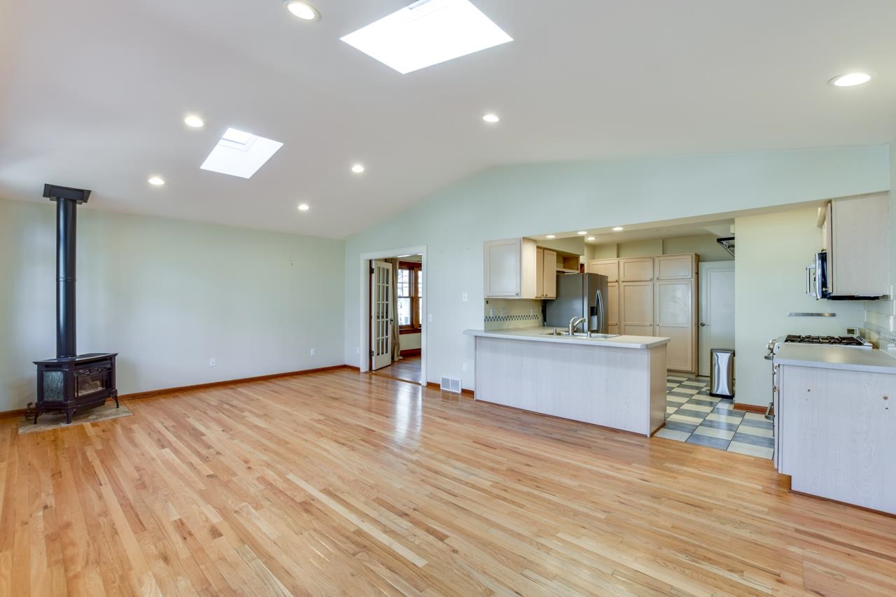 4138 Cherokee Drive