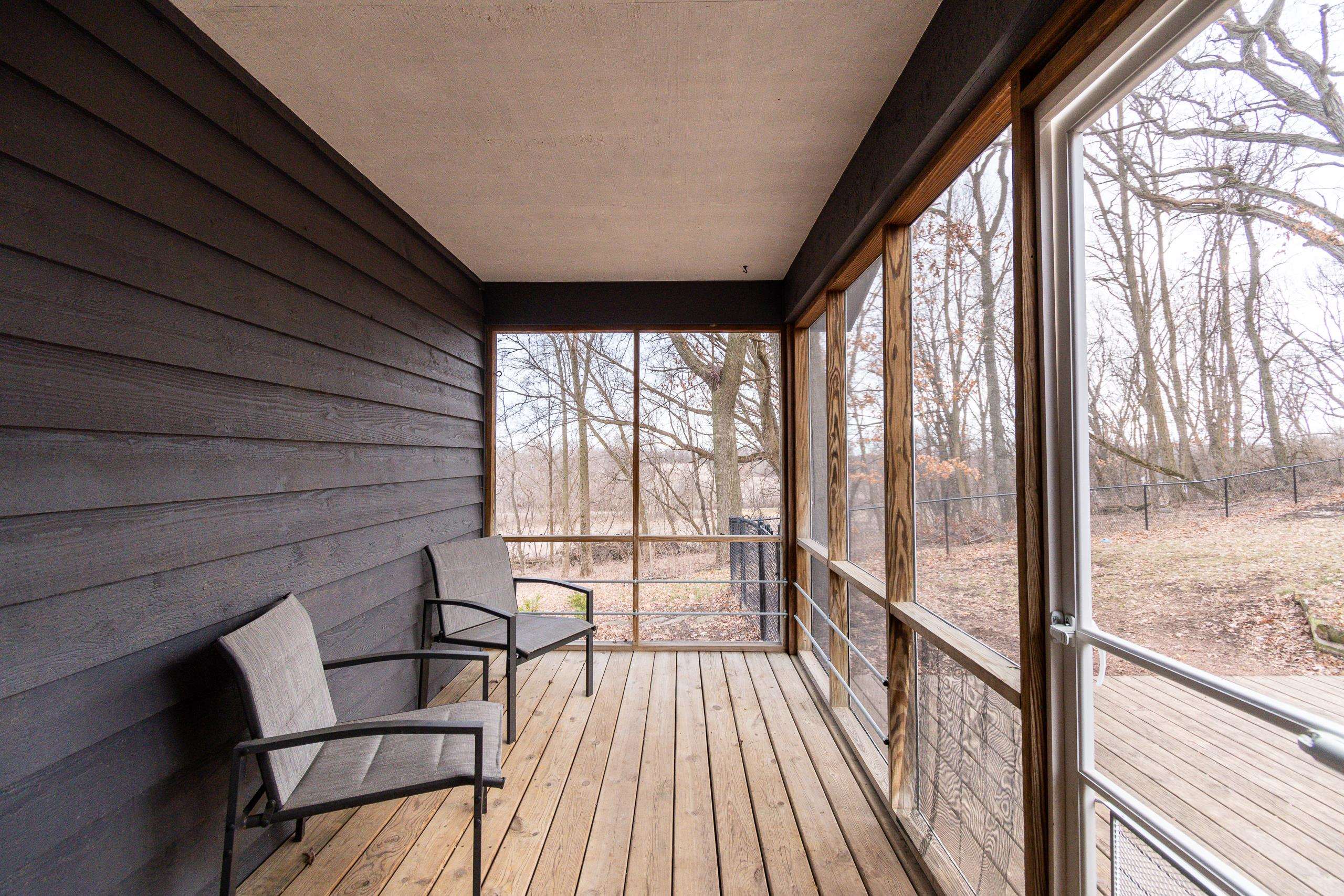 4685 Schneider Drive
