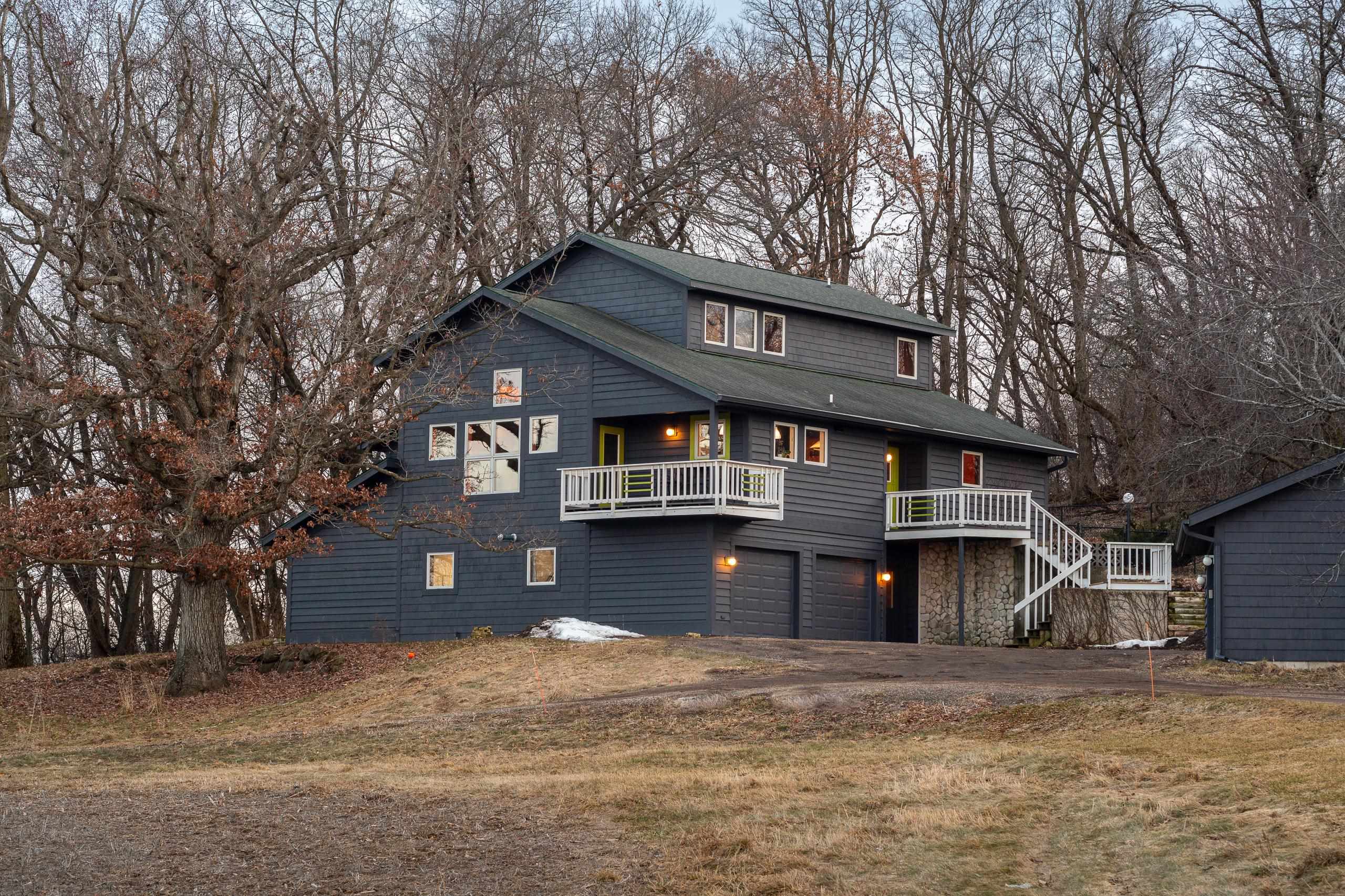 4685 Schneider Drive