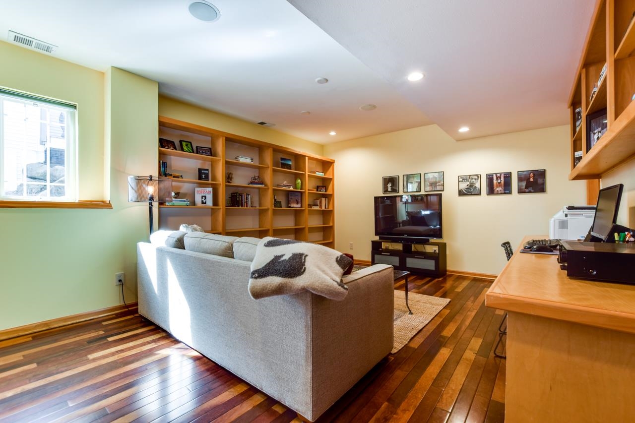 3228 Conservancy Lane
