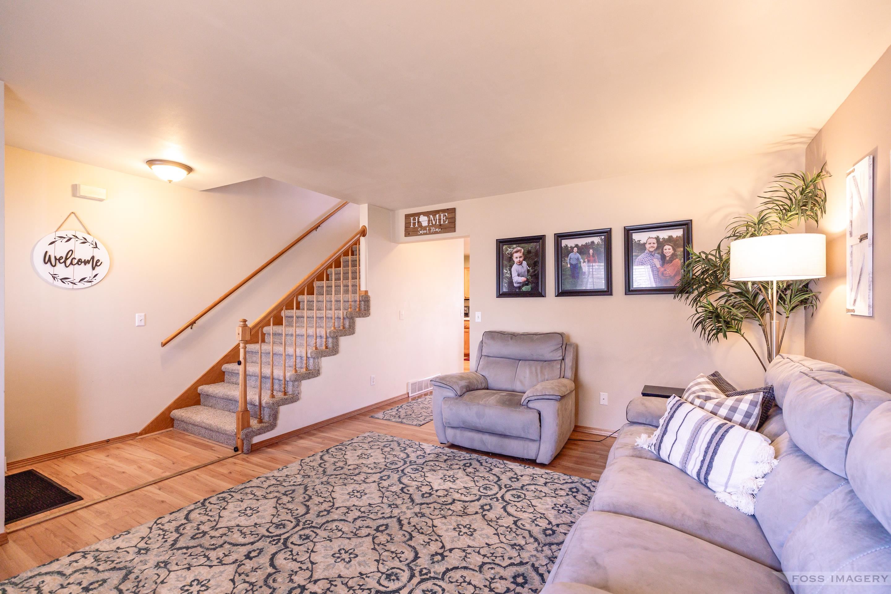 5202 Ridge Oak Drive