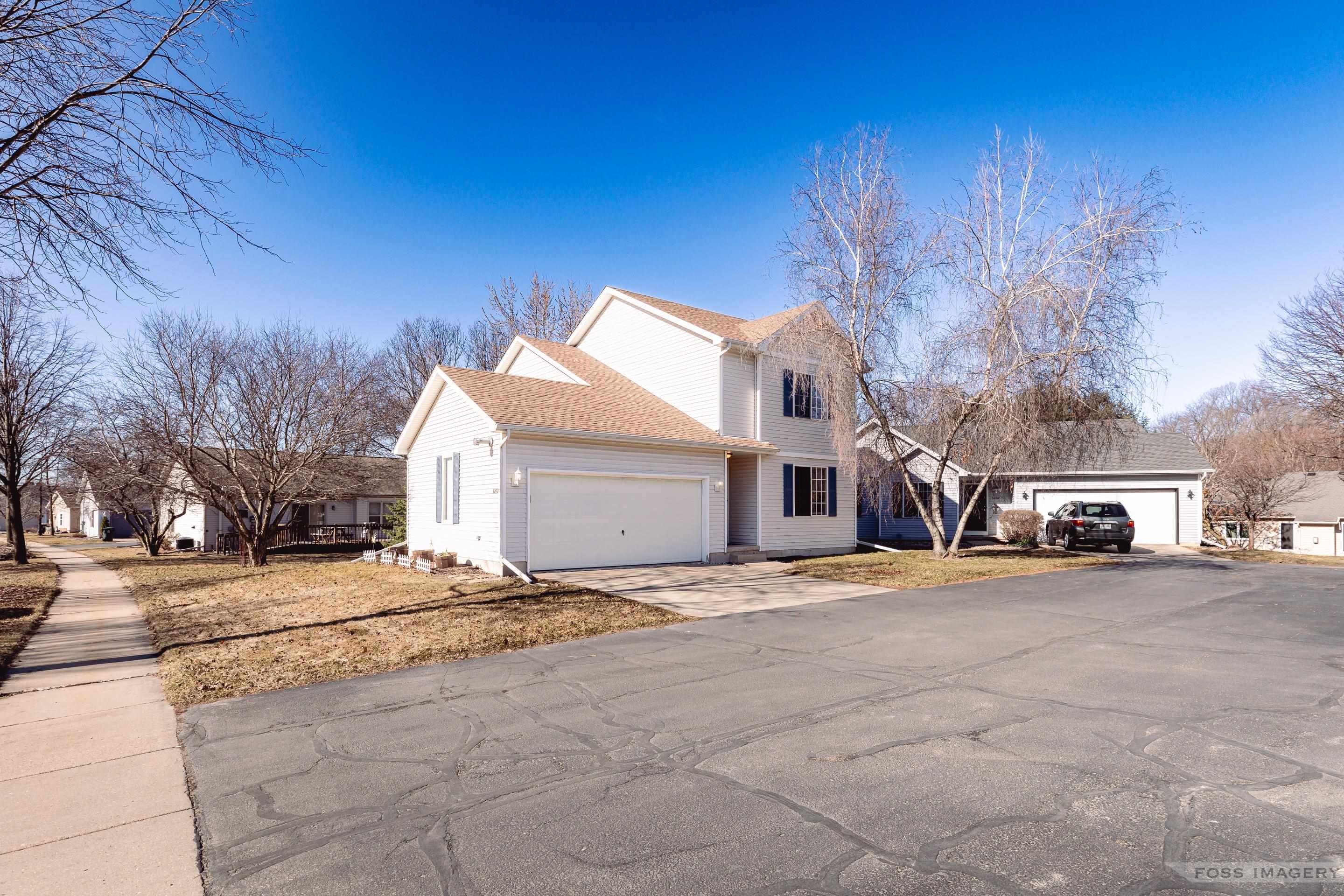5202 Ridge Oak Drive