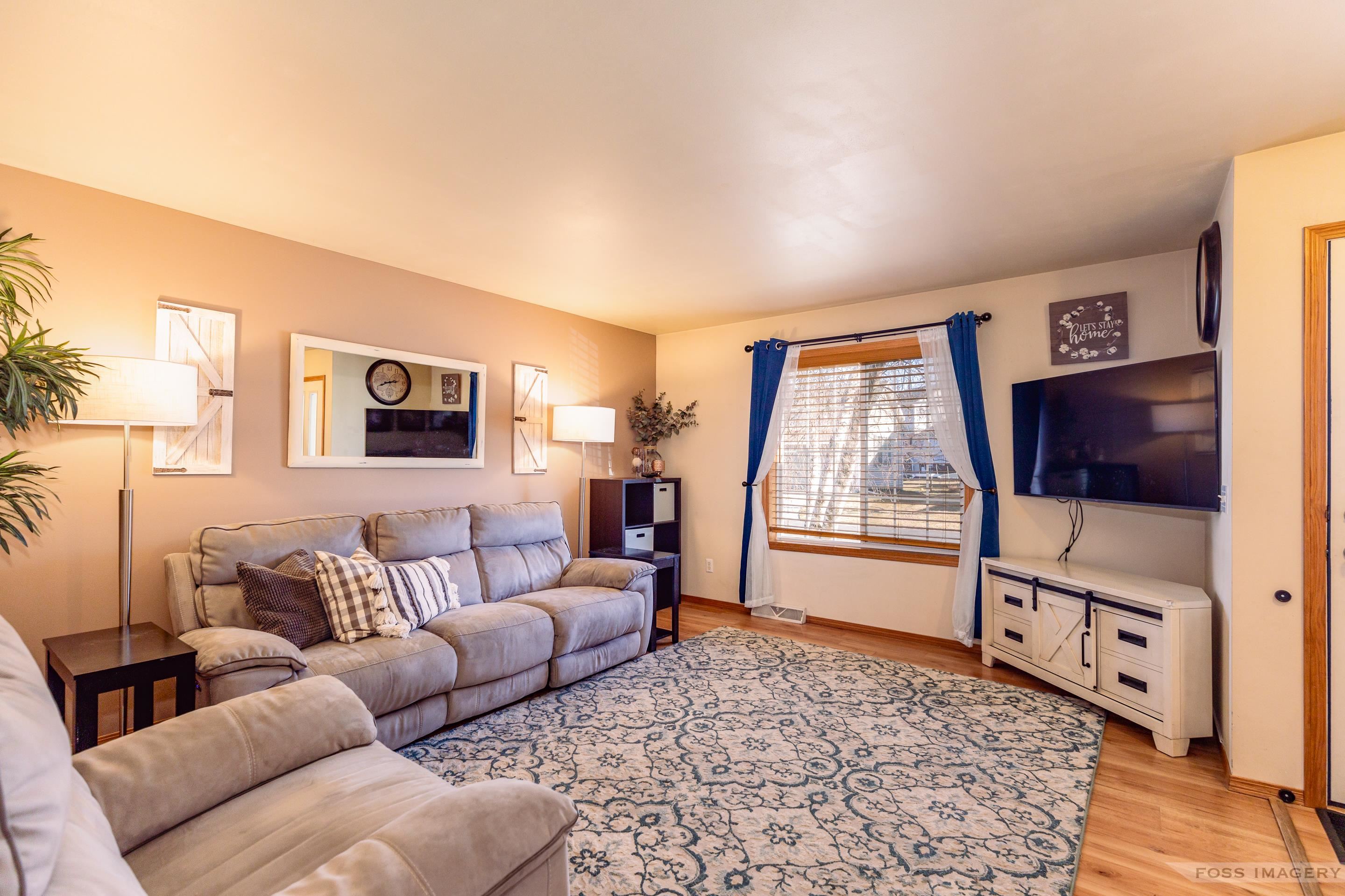 5202 Ridge Oak Drive