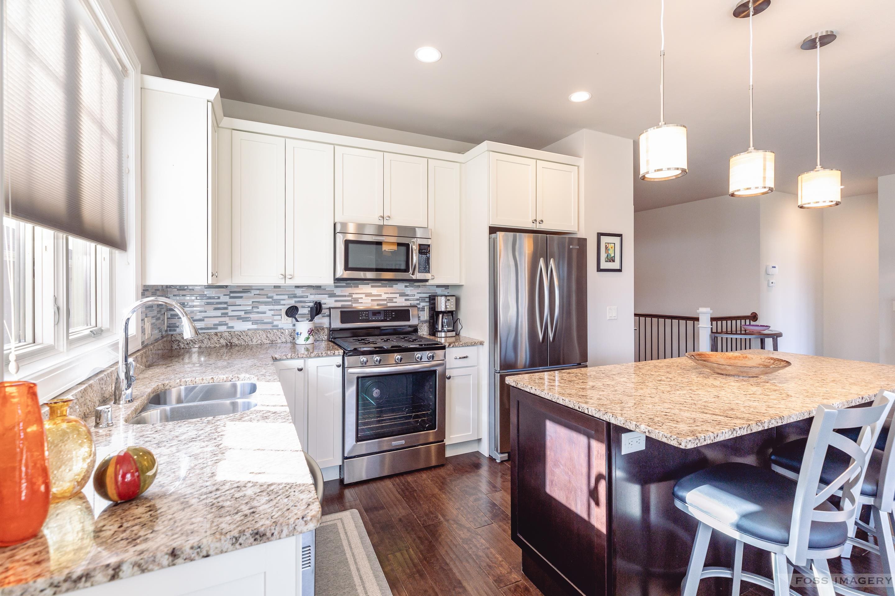 9012 Royal Oaks Circle 9012