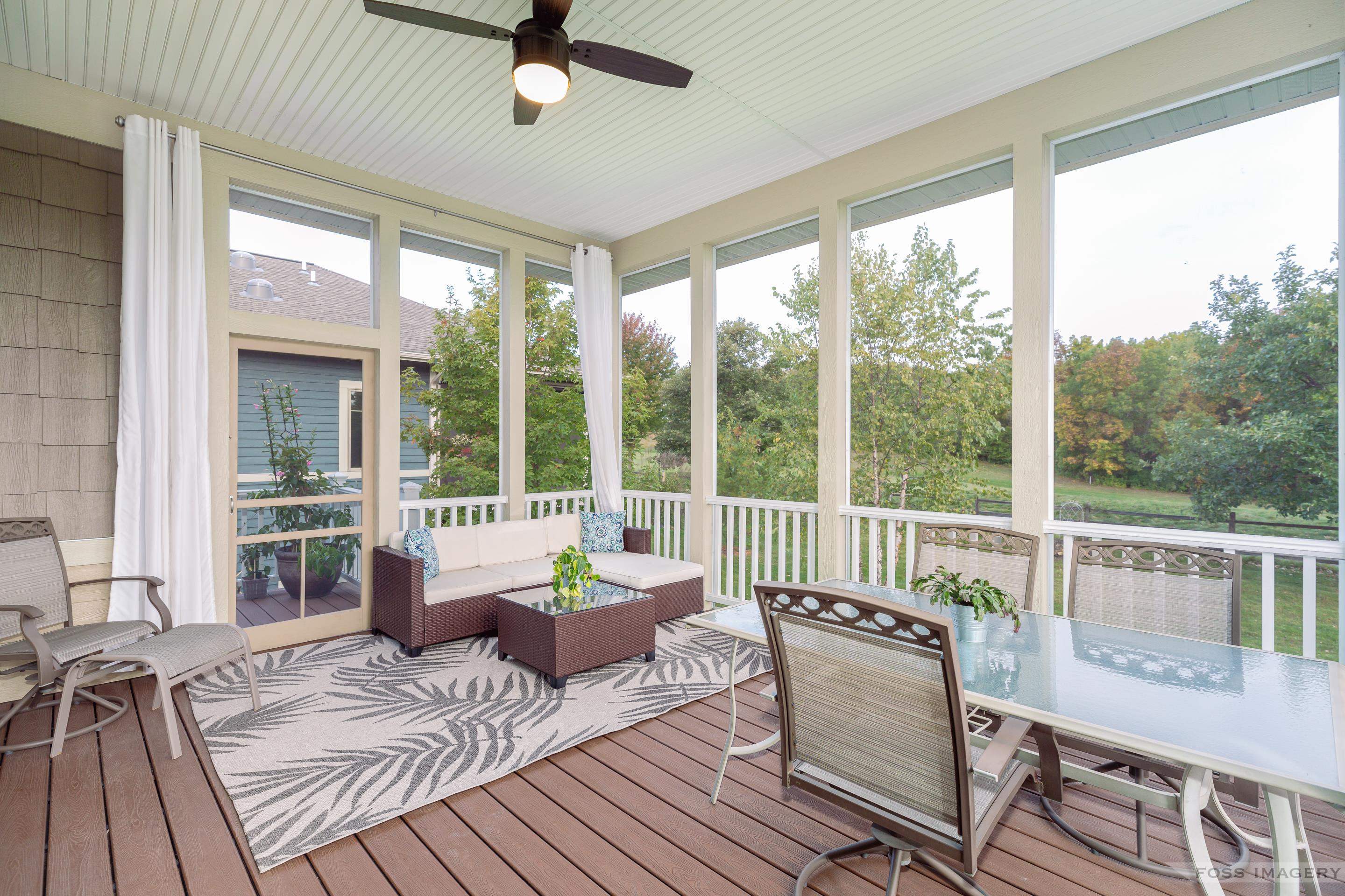 9012 Royal Oaks Circle 9012