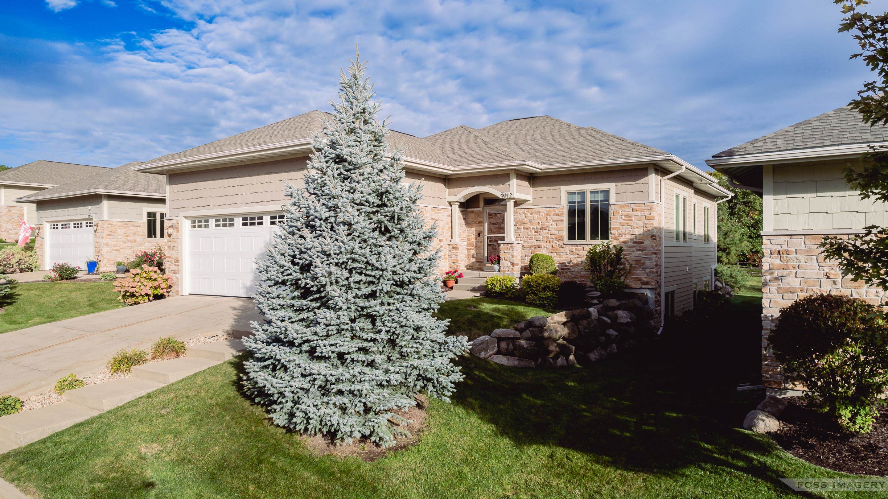 9012 Royal Oaks Circle 9012