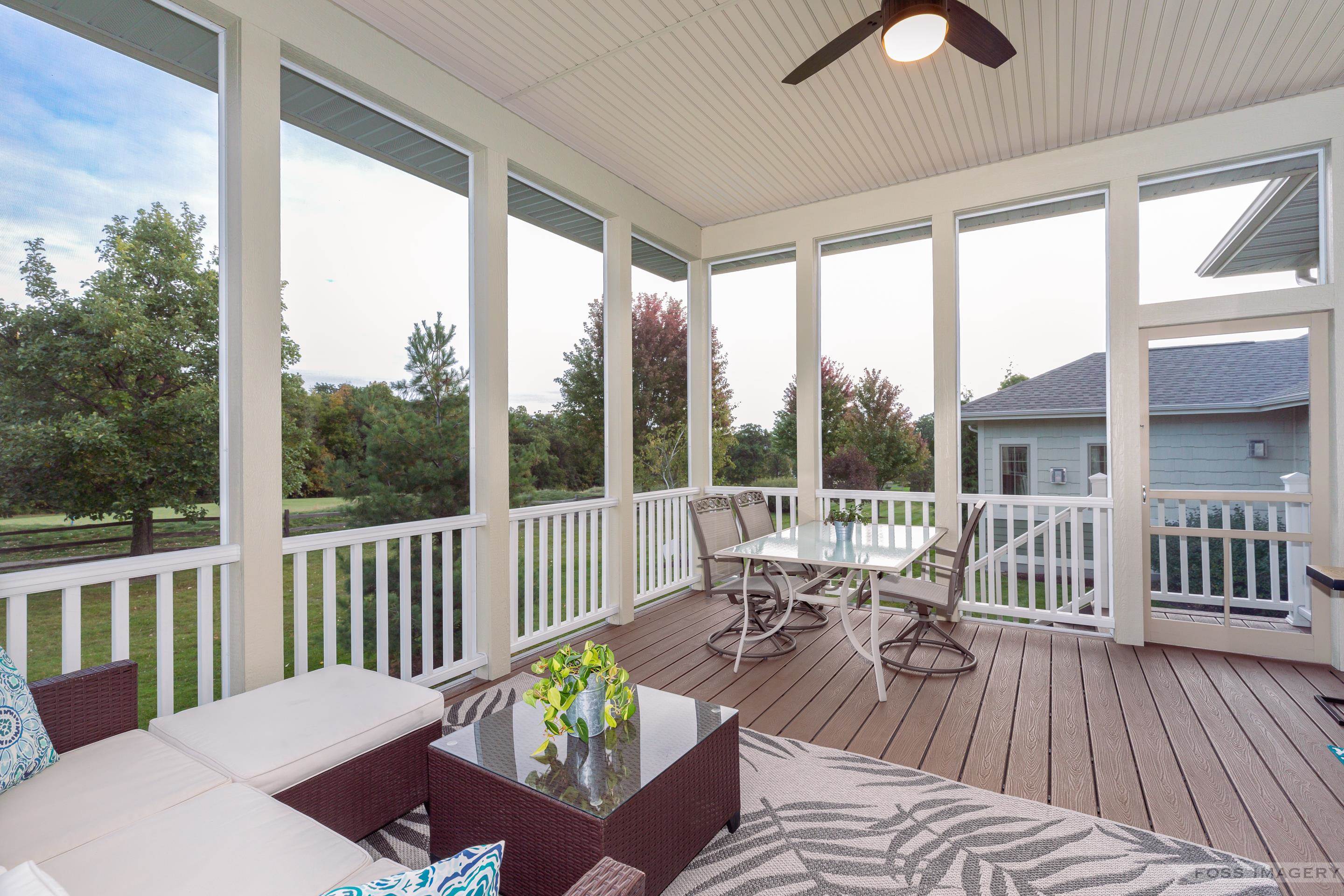 9012 Royal Oaks Circle 9012