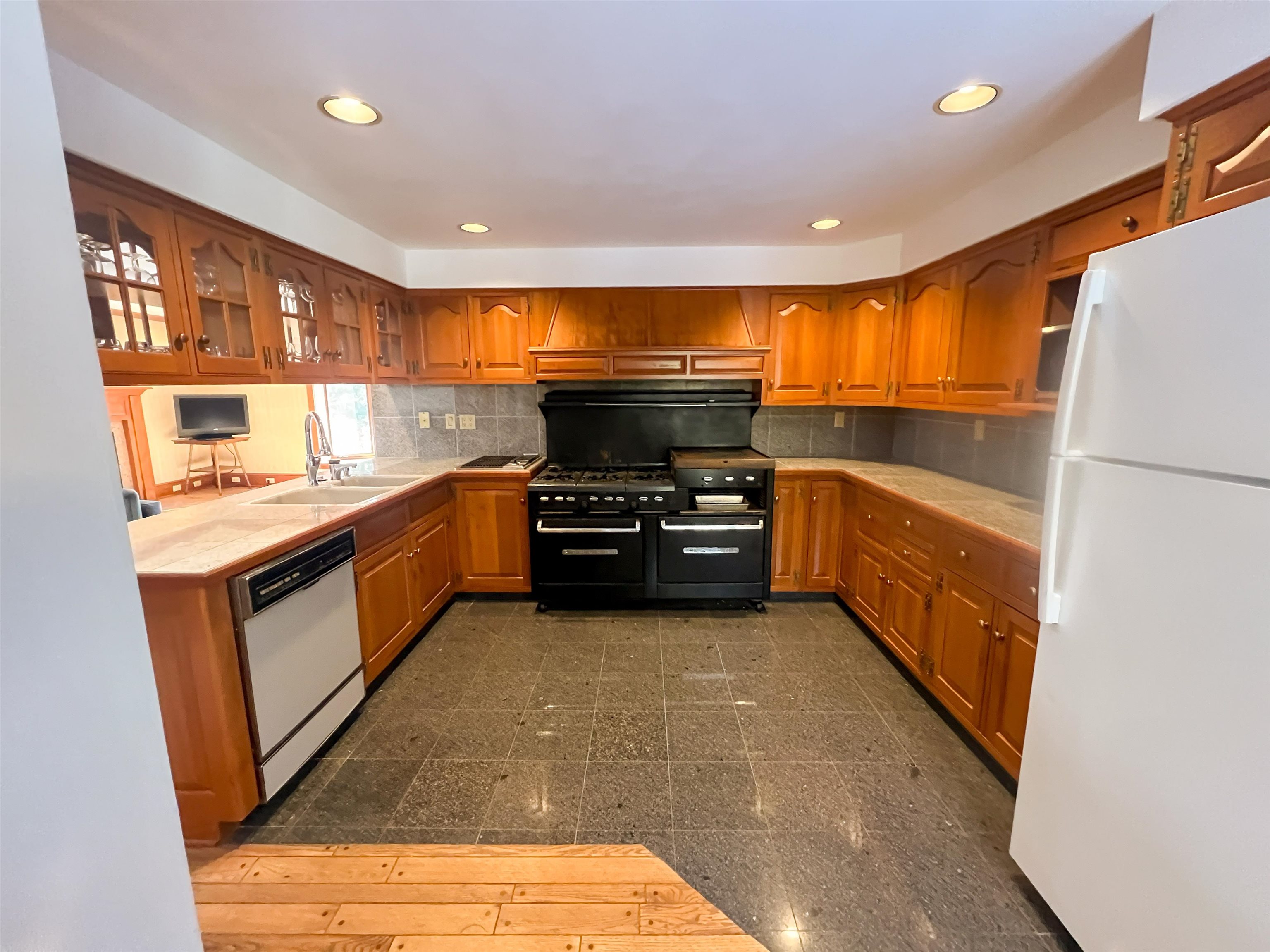 12650 Pine Nob Lane