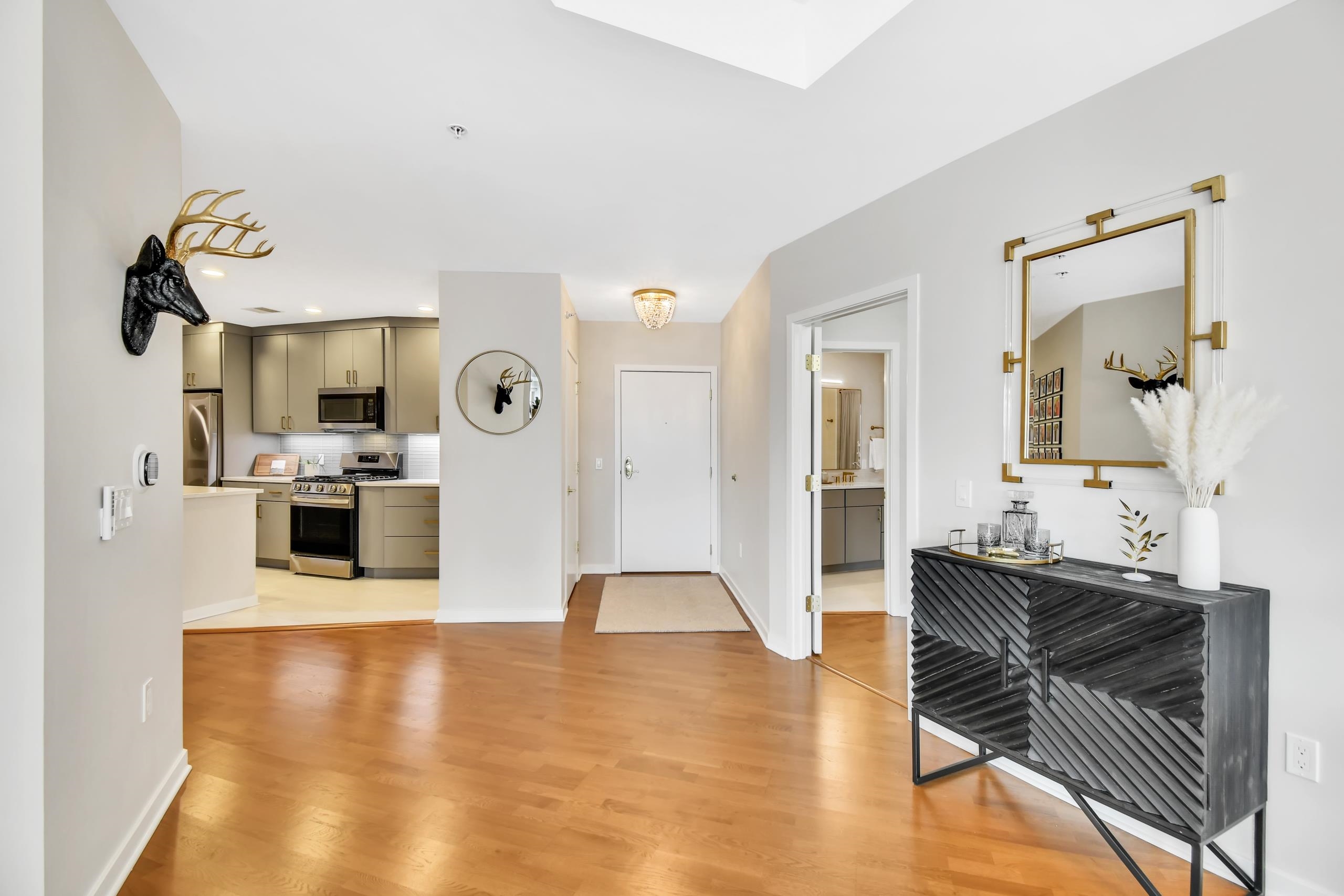 360 W Washington Avenue 202