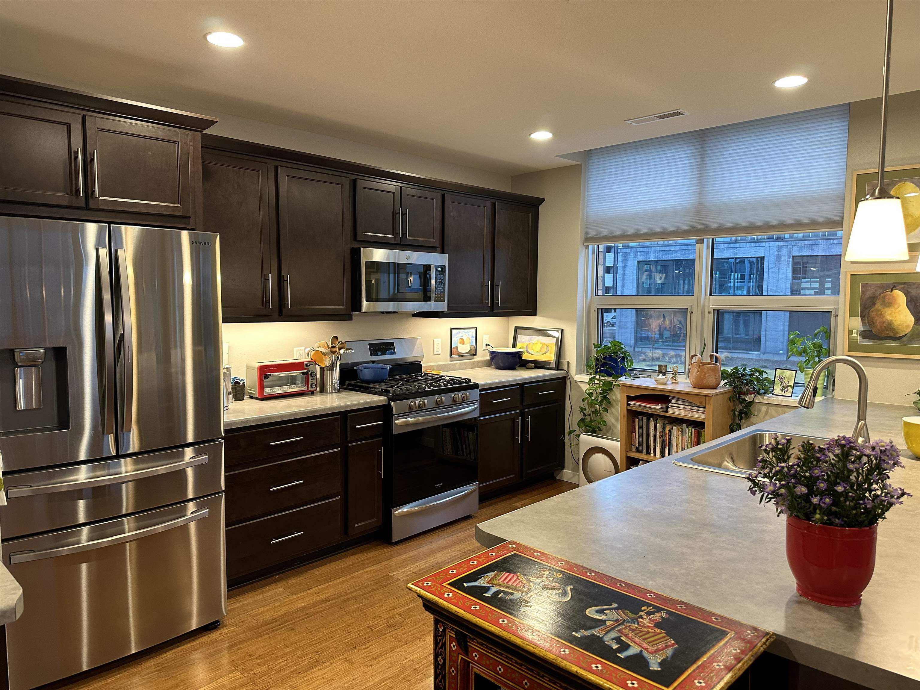 625 N Segoe Road 200