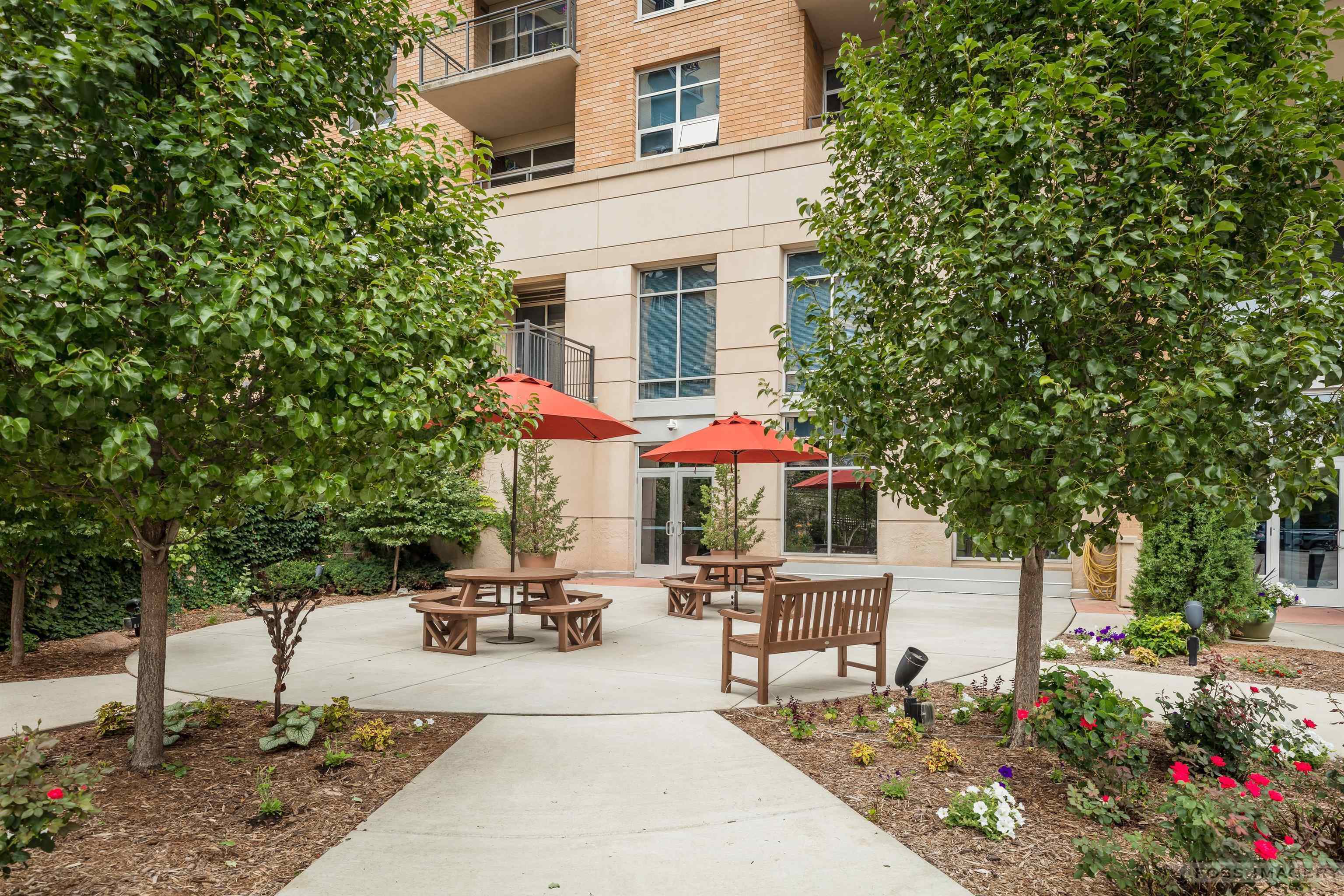 625 N Segoe Road 200