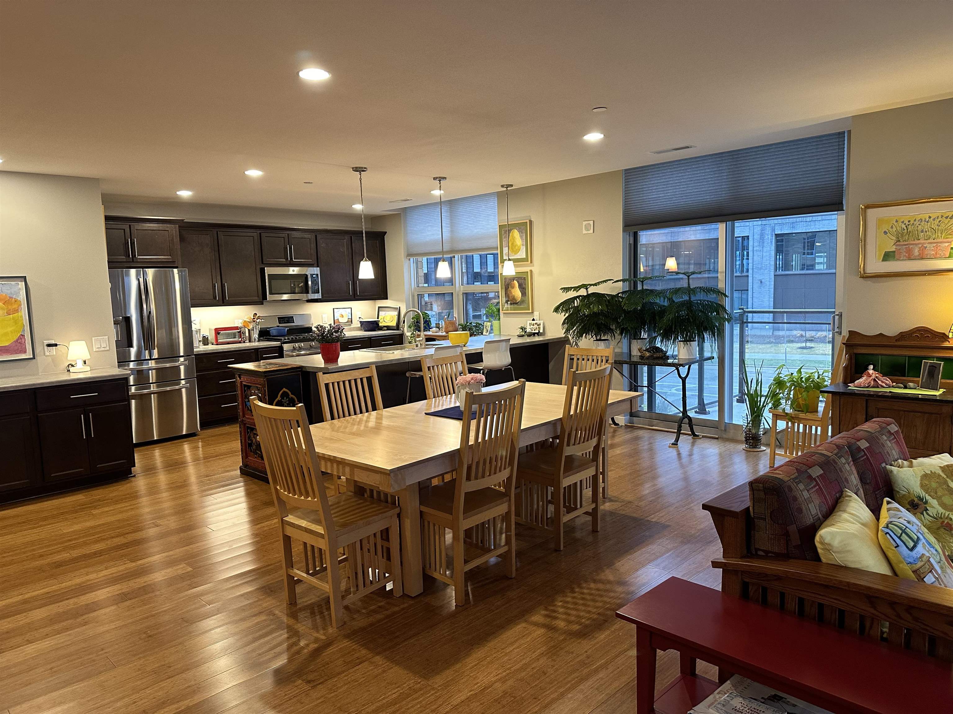 625 N Segoe Road 200