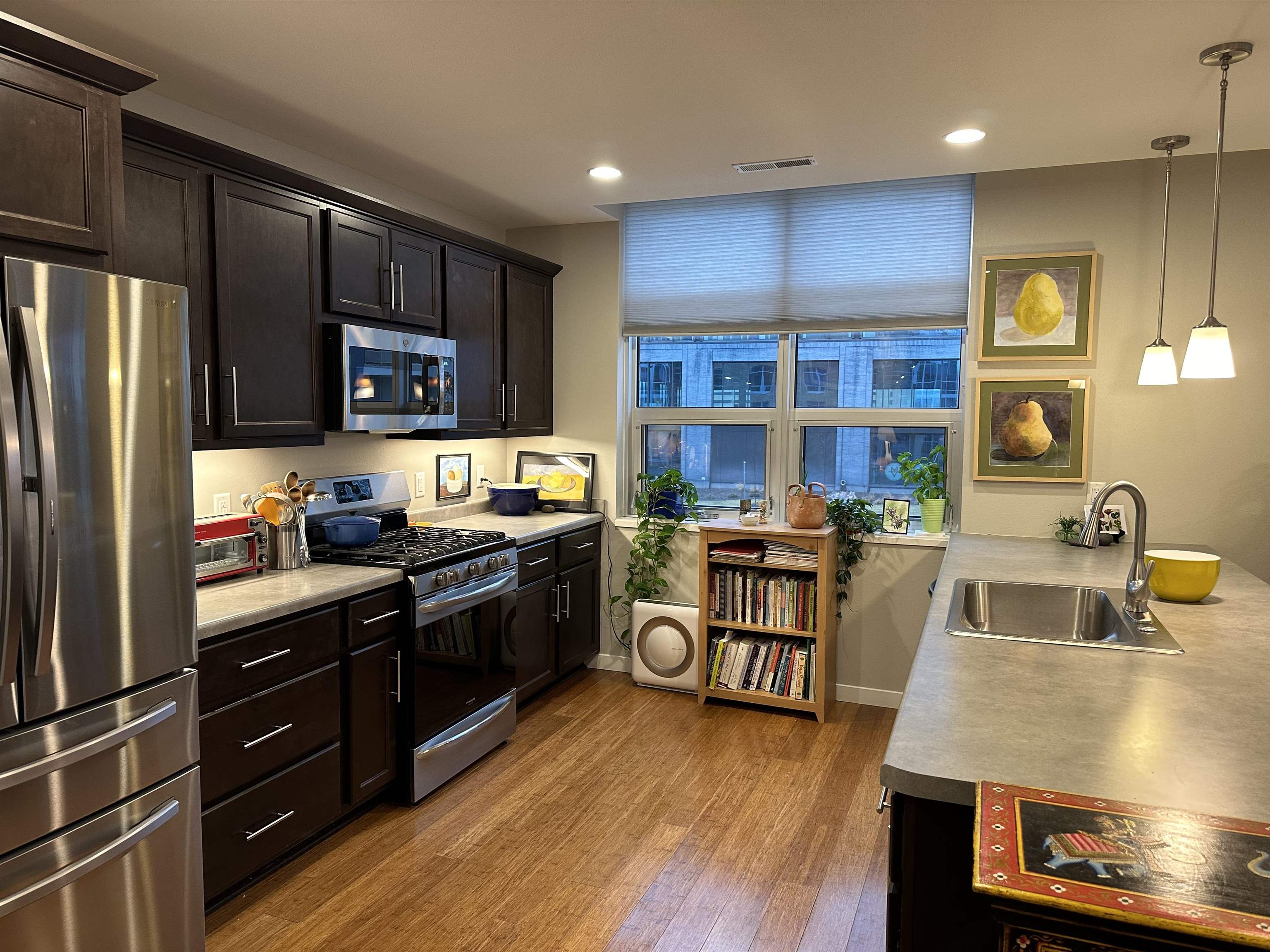 625 N Segoe Road 200