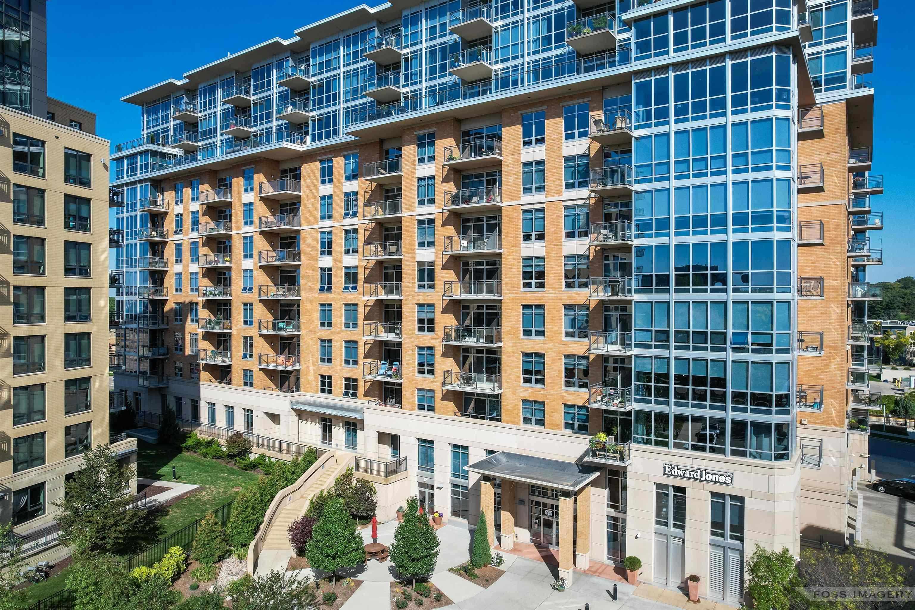 625 N Segoe Road 200