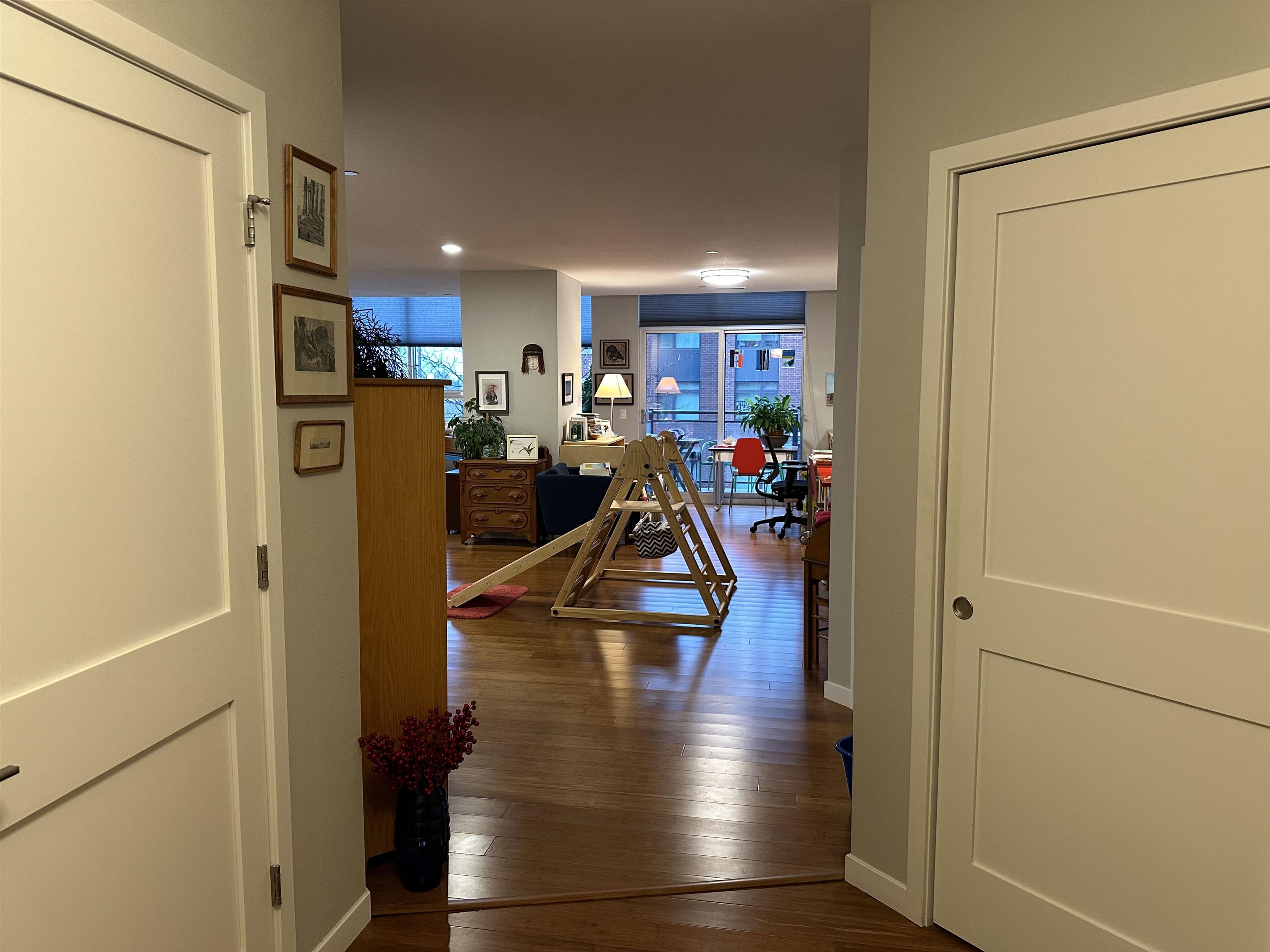 625 N Segoe Road 200