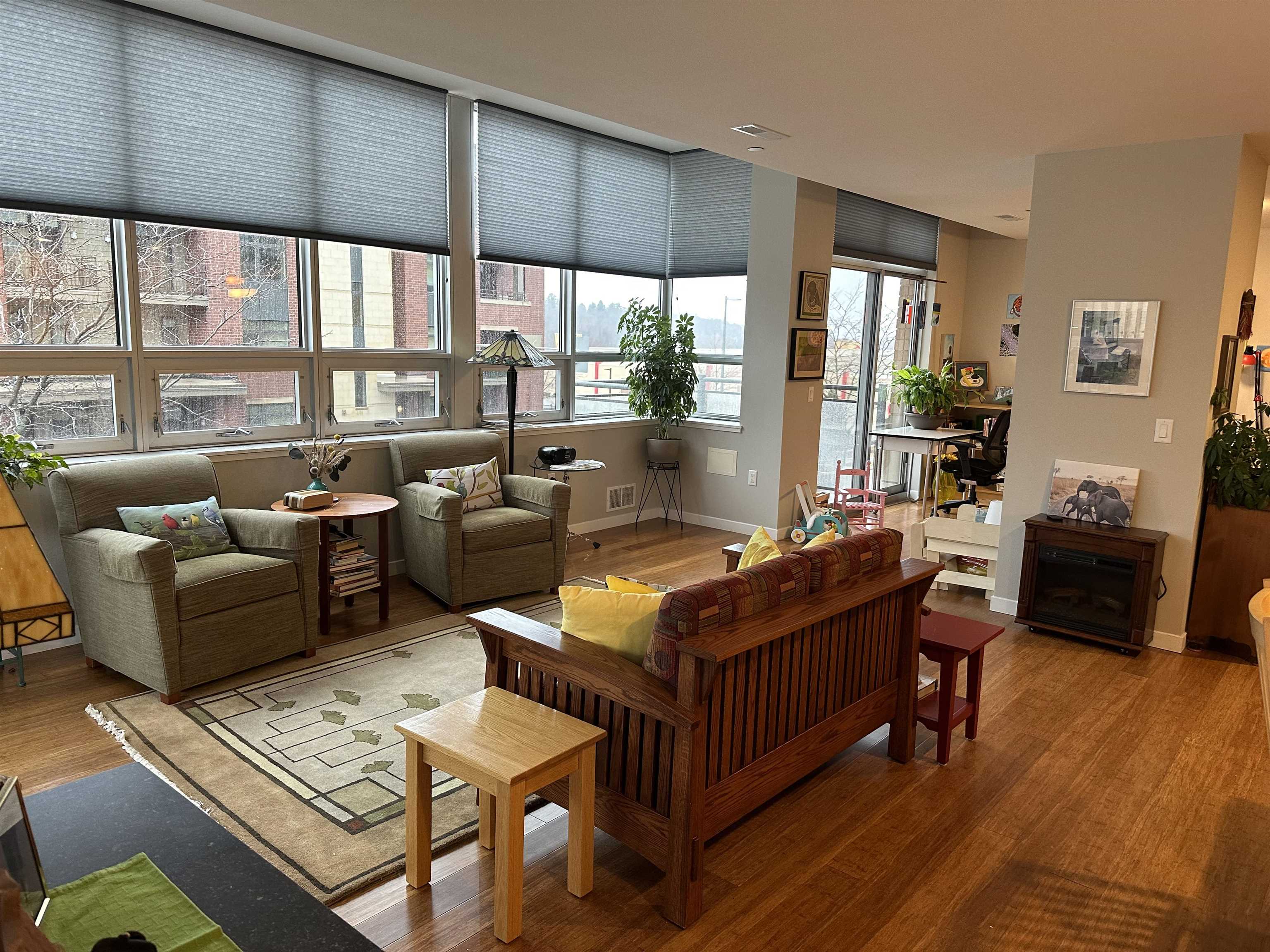 625 N Segoe Road 200