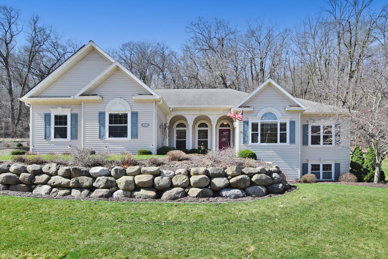 1269 Gils Way