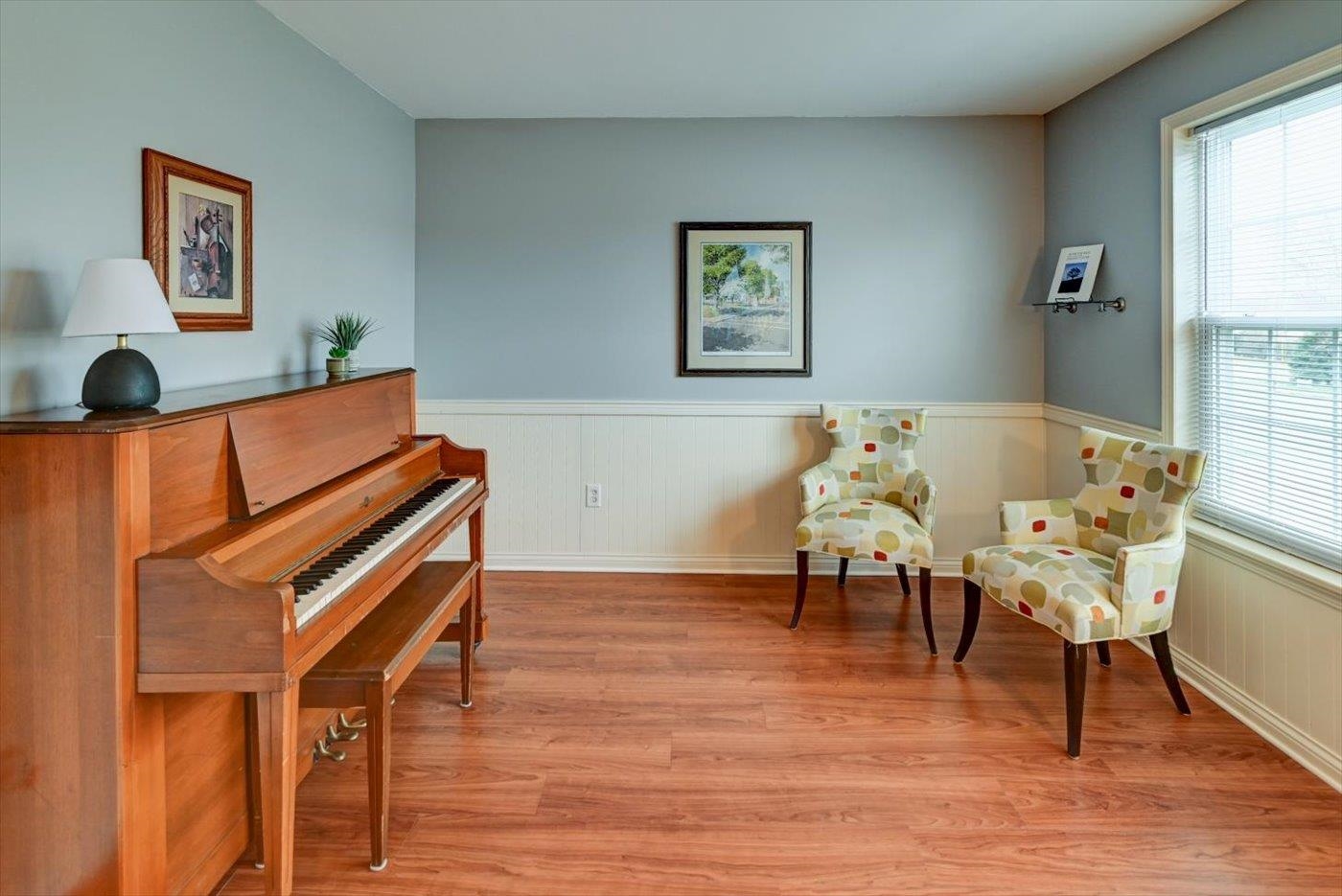 1109 N Thompson Drive