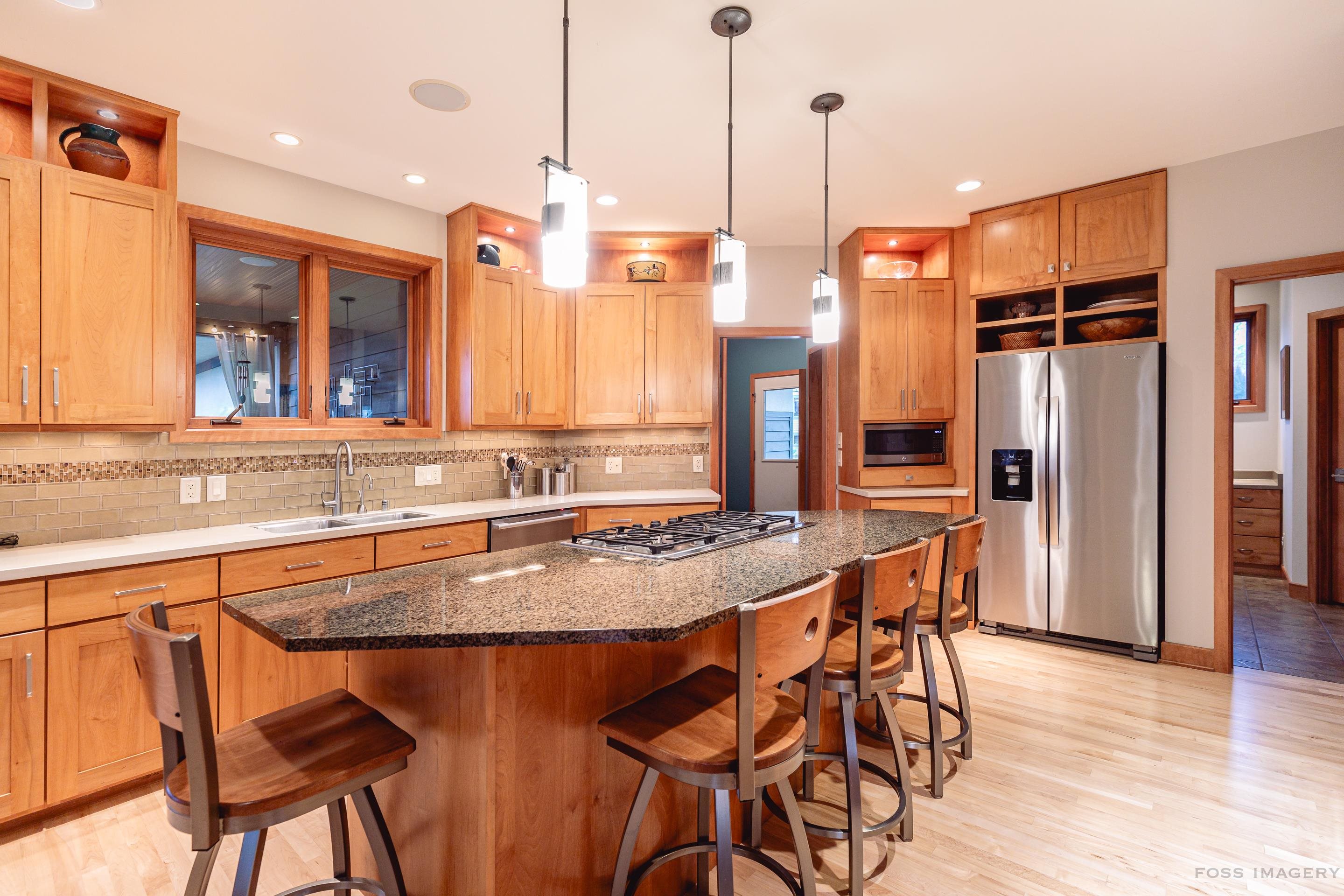 6750 Erdman Boulevard